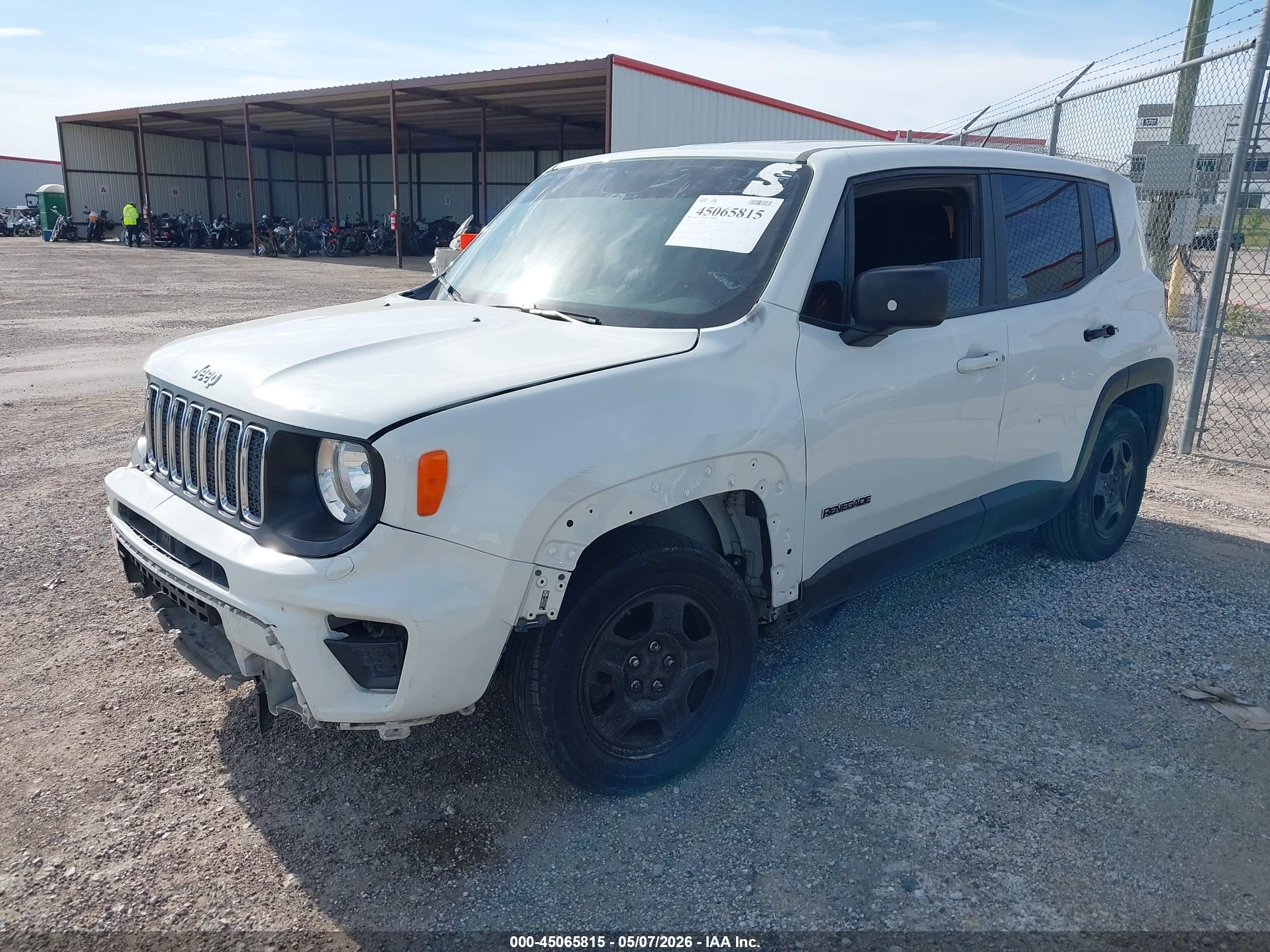 JEEP RENEGADE image 2