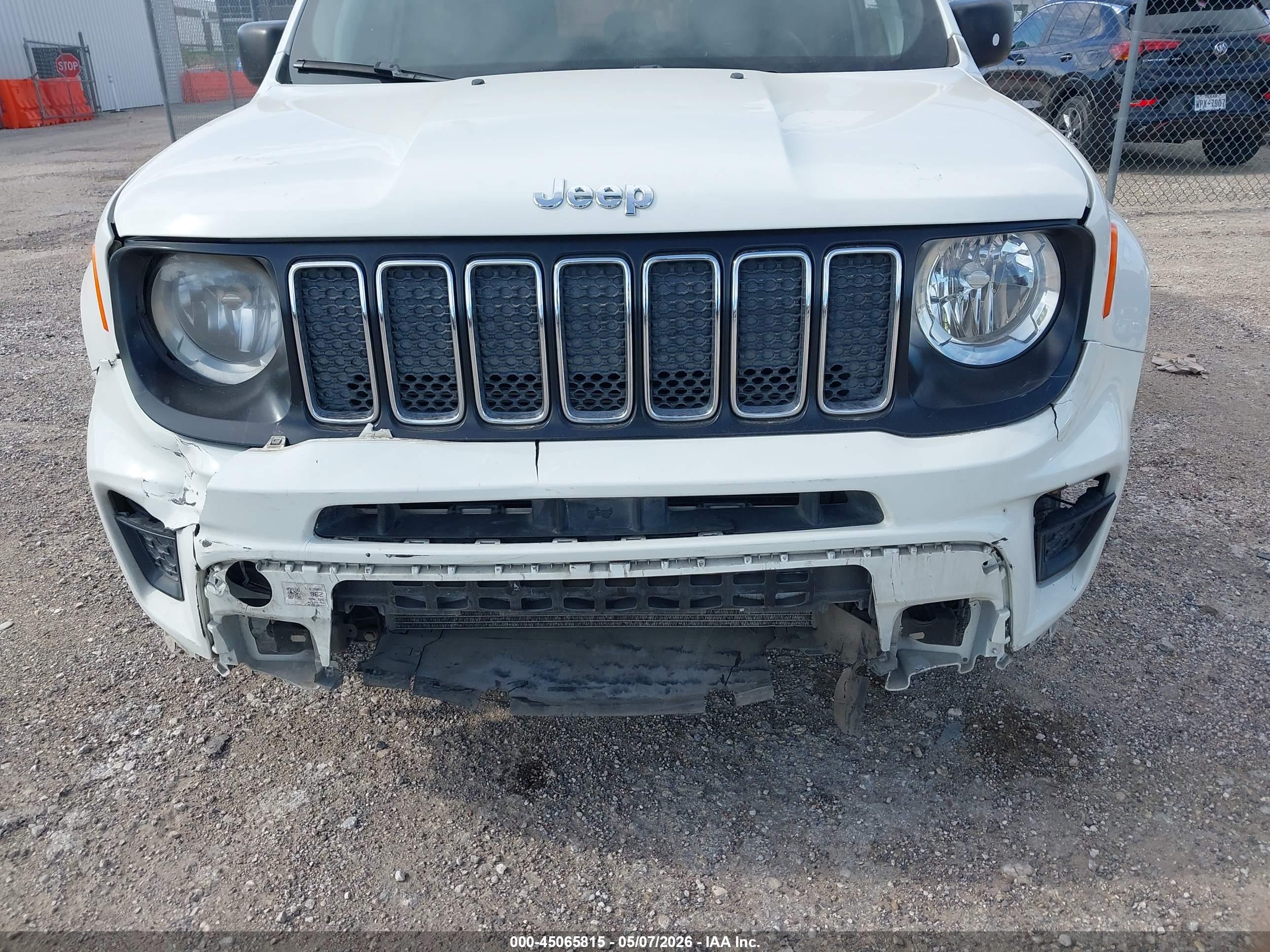 JEEP RENEGADE image 6