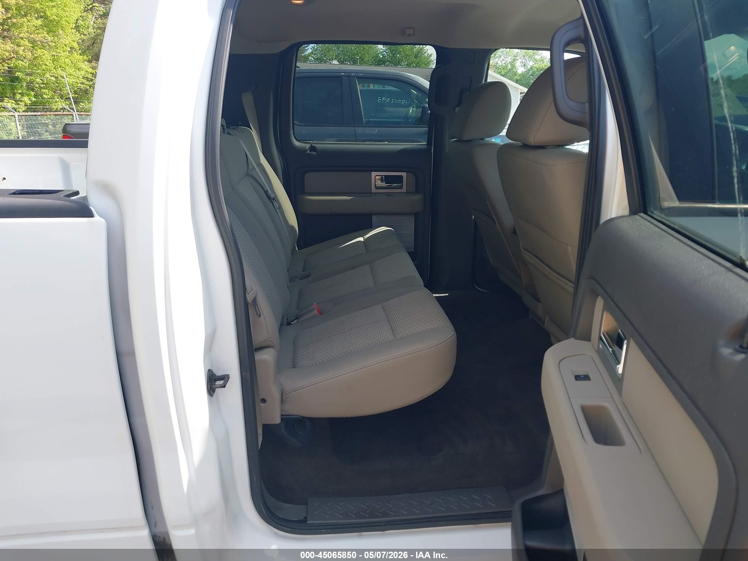 FORD F-150 image 8
