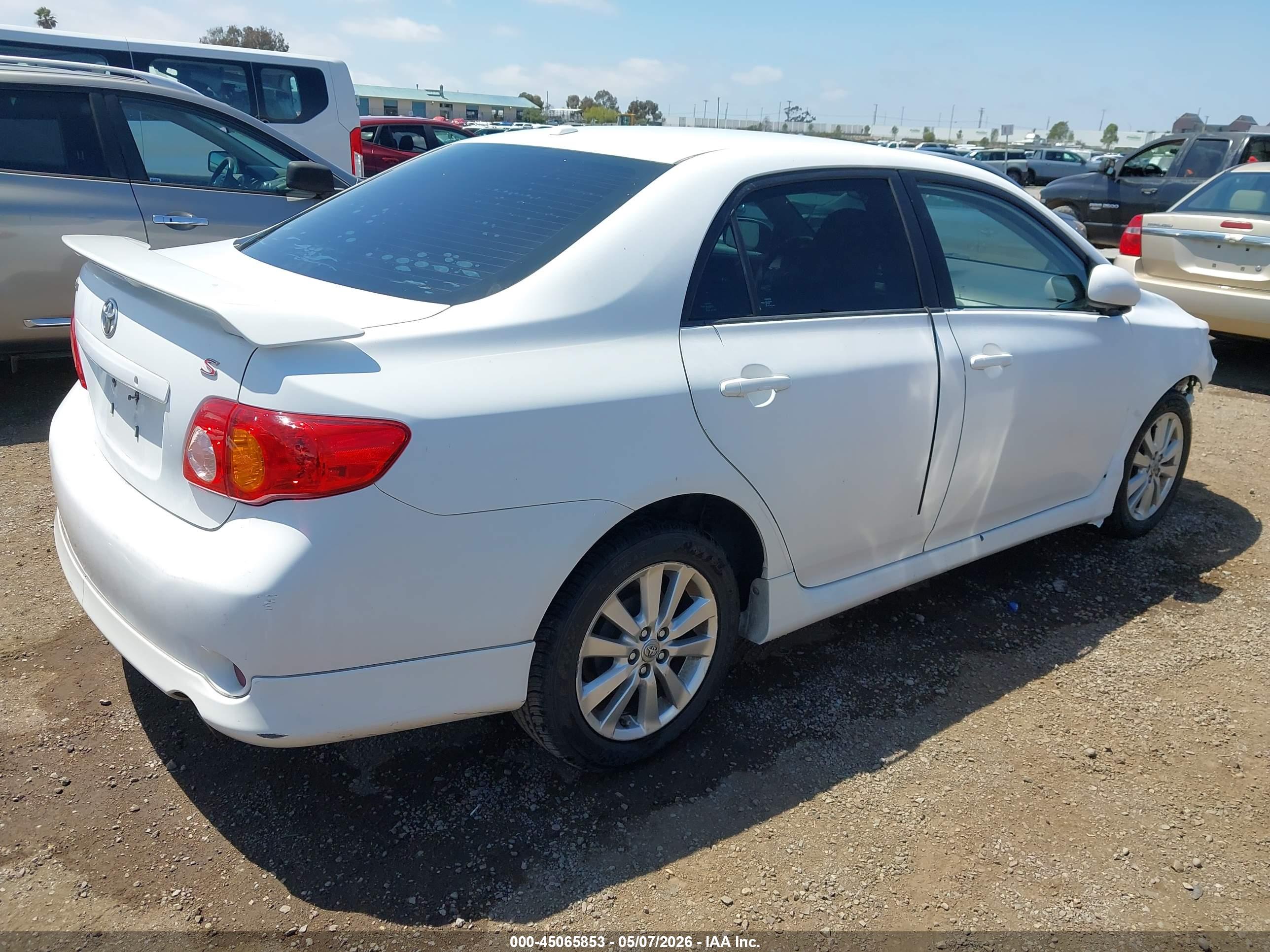 TOYOTA COROLLA image 4