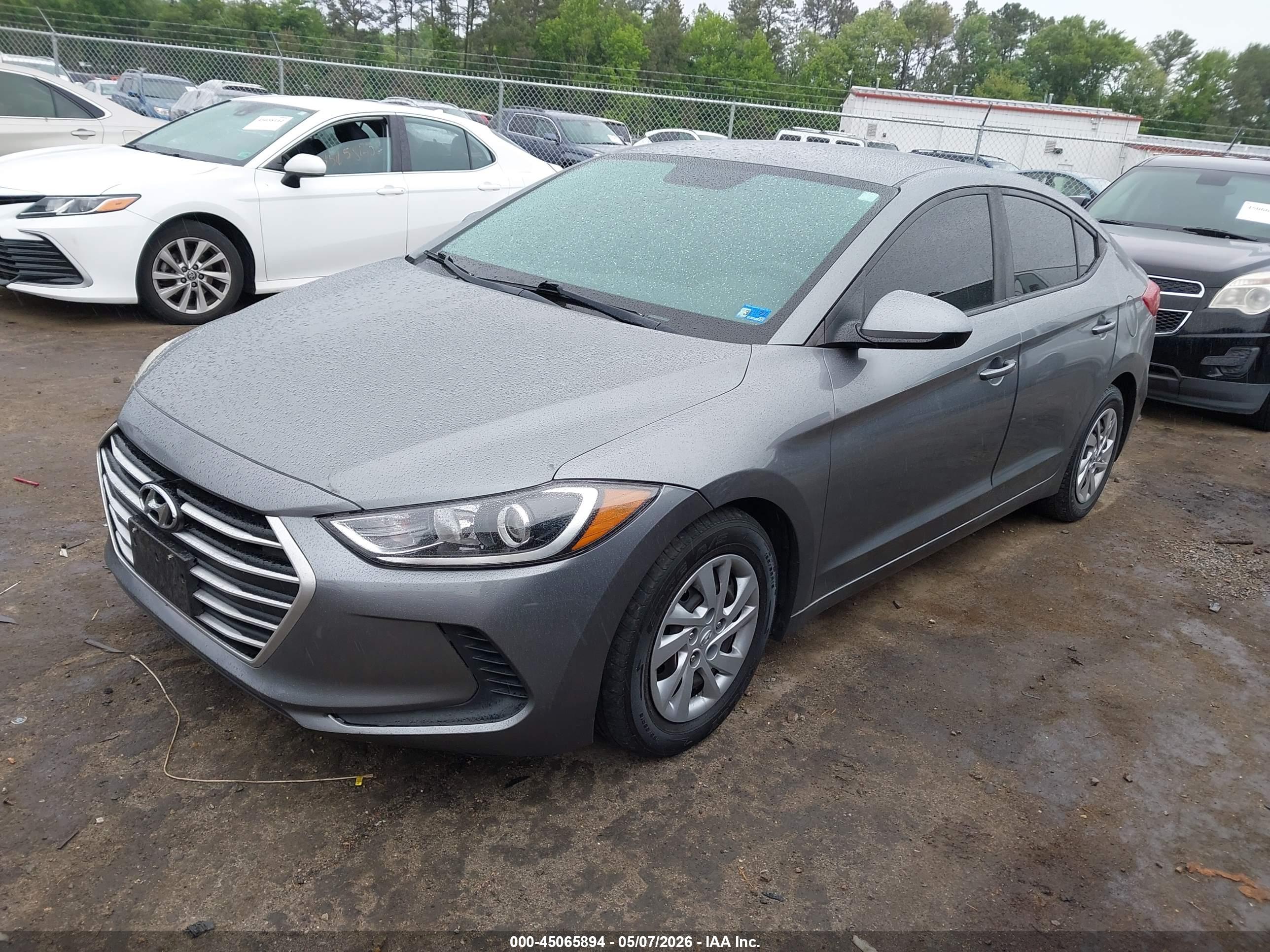 HYUNDAI ELANTRA image 2
