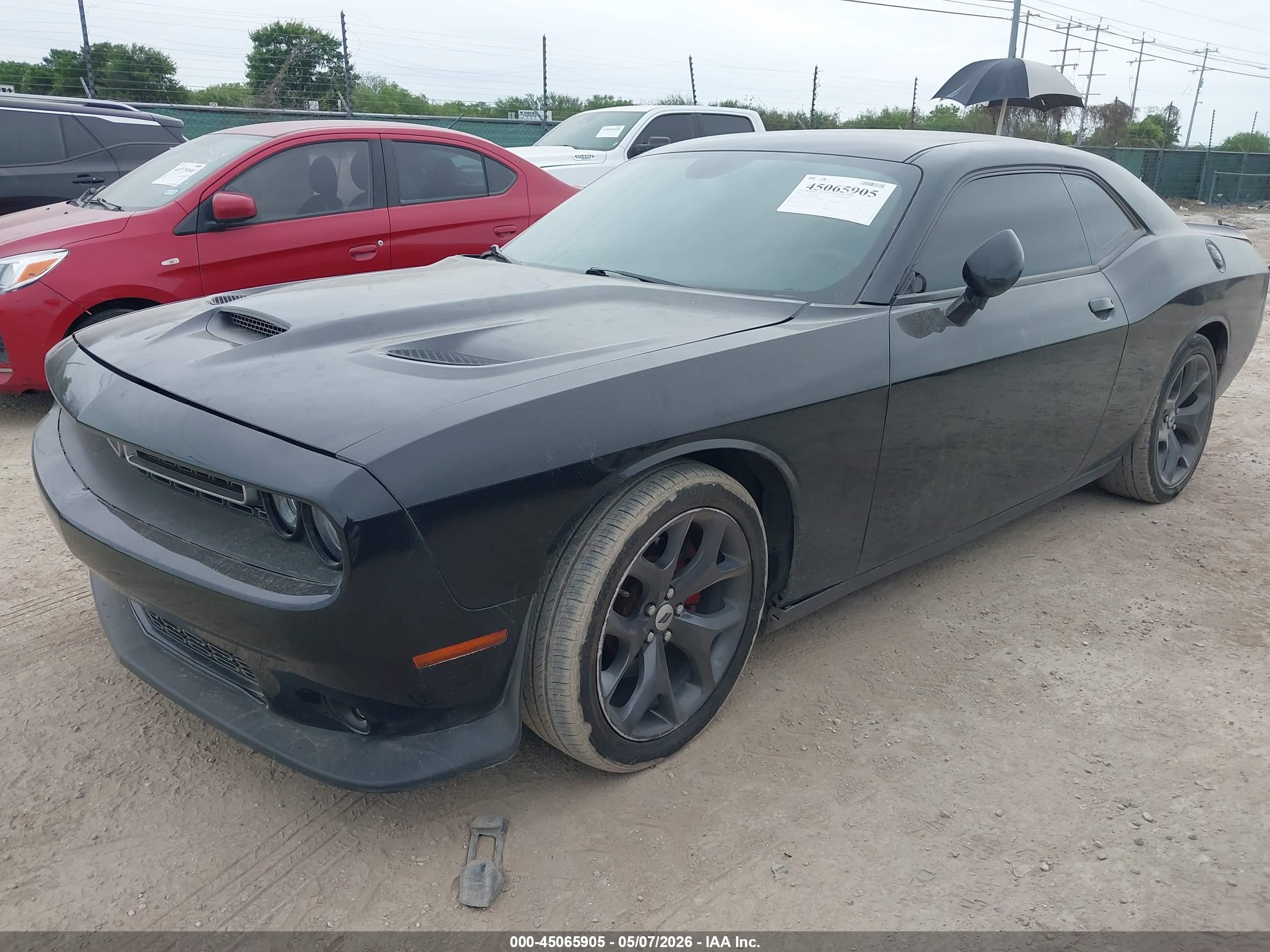 DODGE CHALLENGER image 2