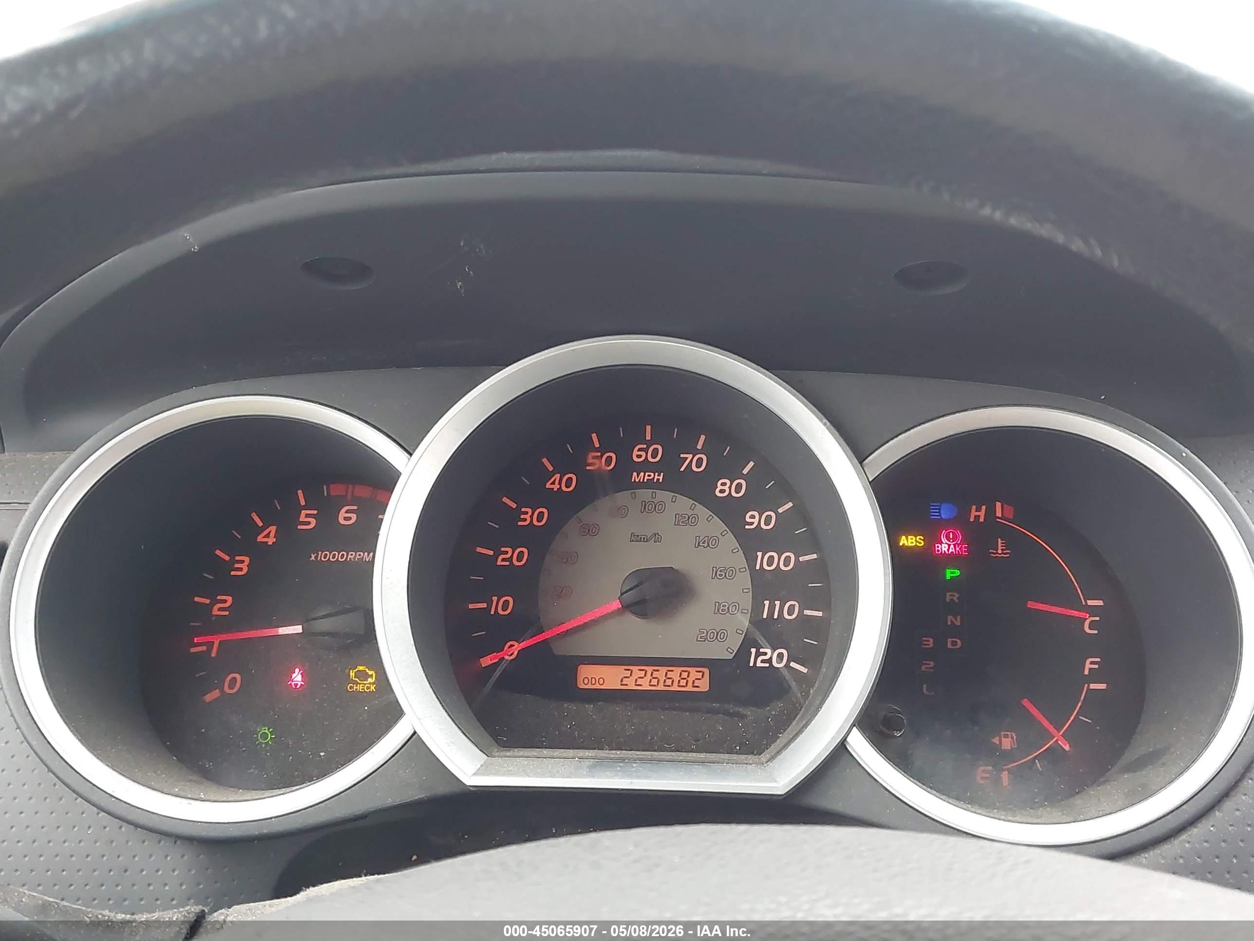 TOYOTA TACOMA image 7