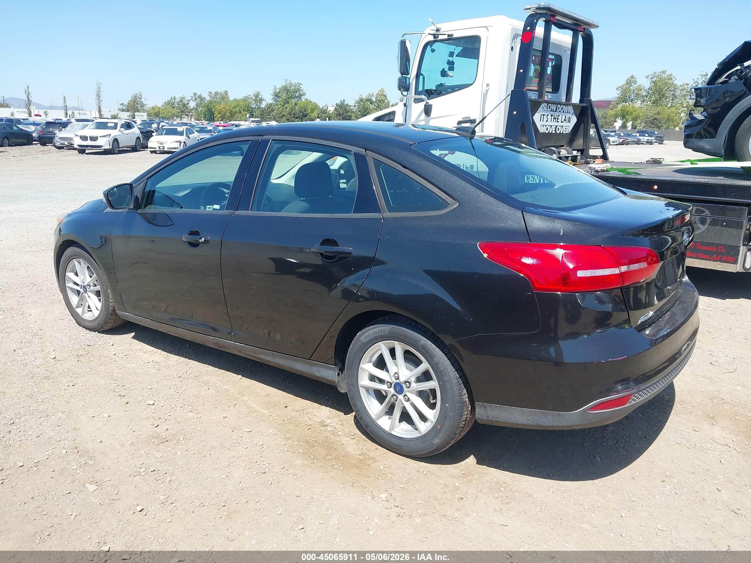 FORD FOCUS image 3
