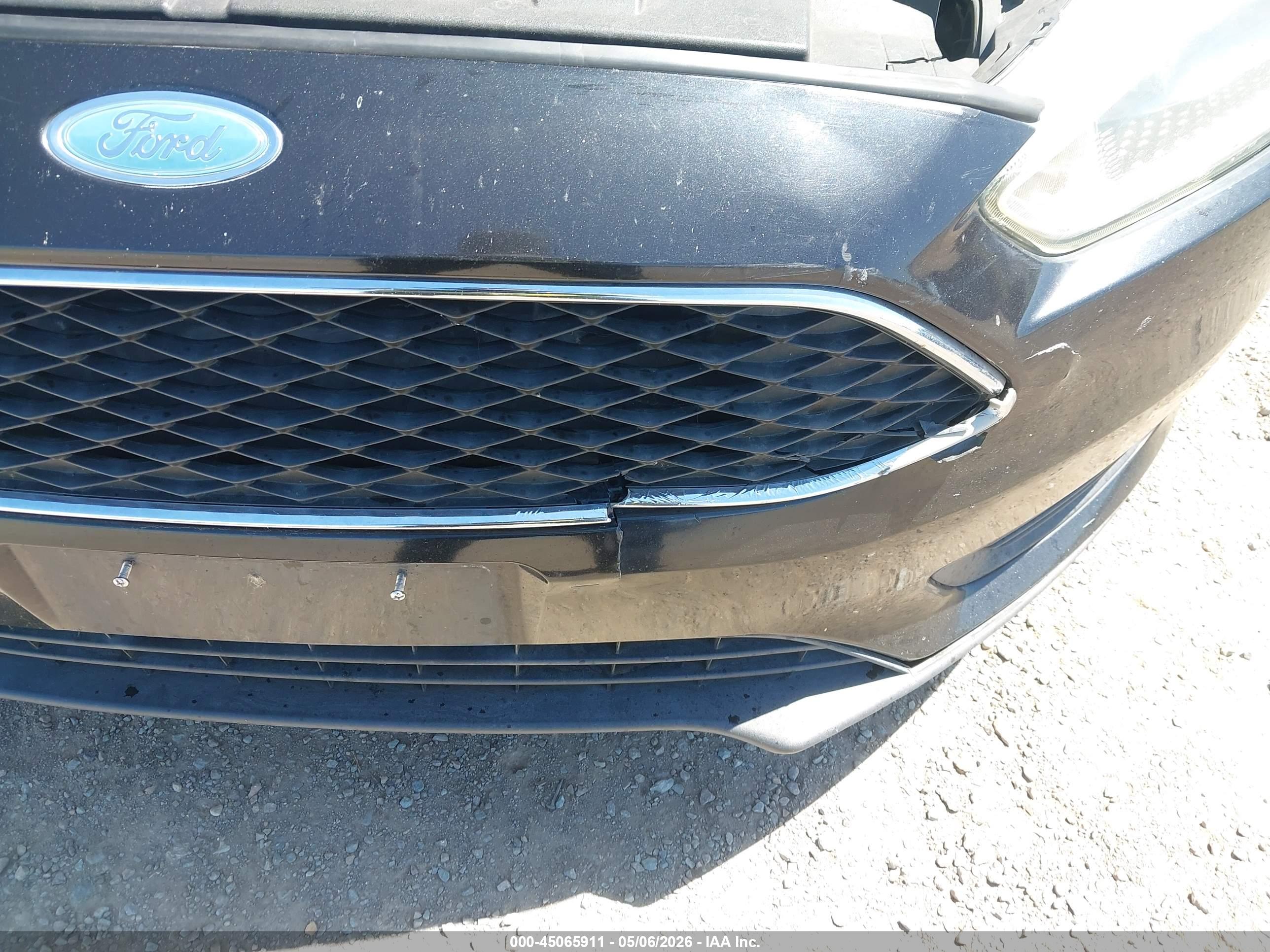 FORD FOCUS image 6