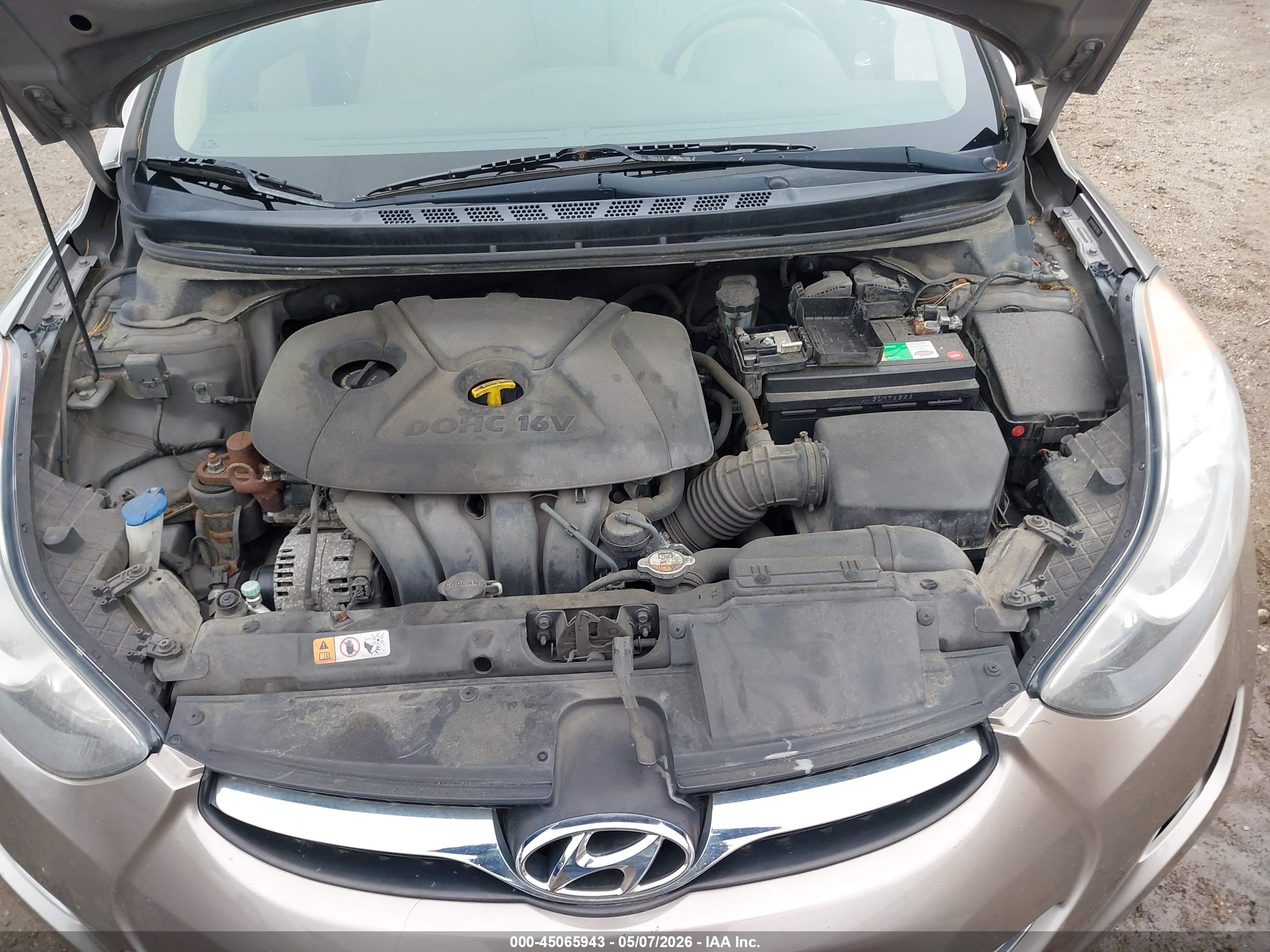 HYUNDAI ELANTRA image 10