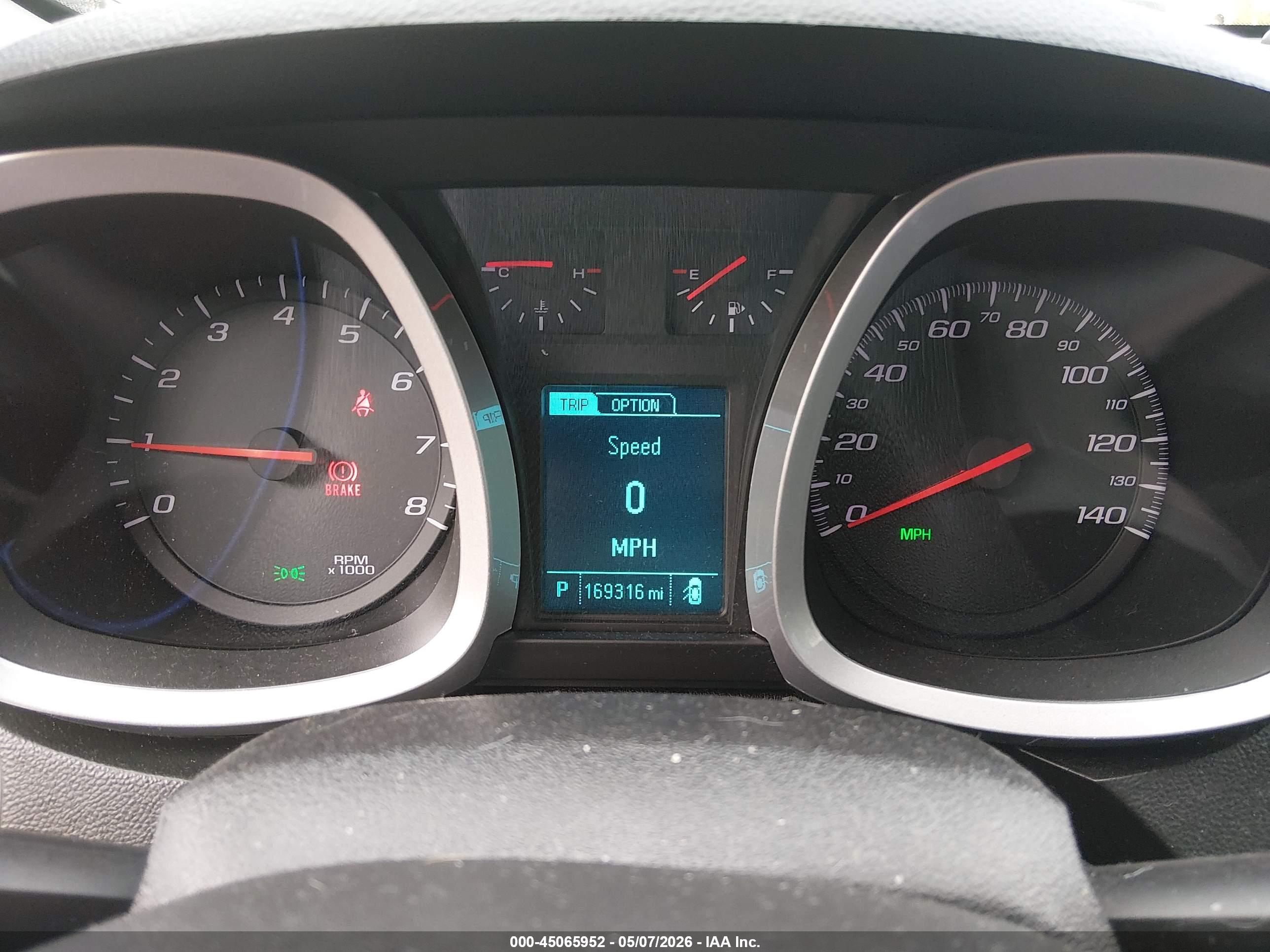 CHEVROLET EQUINOX image 7