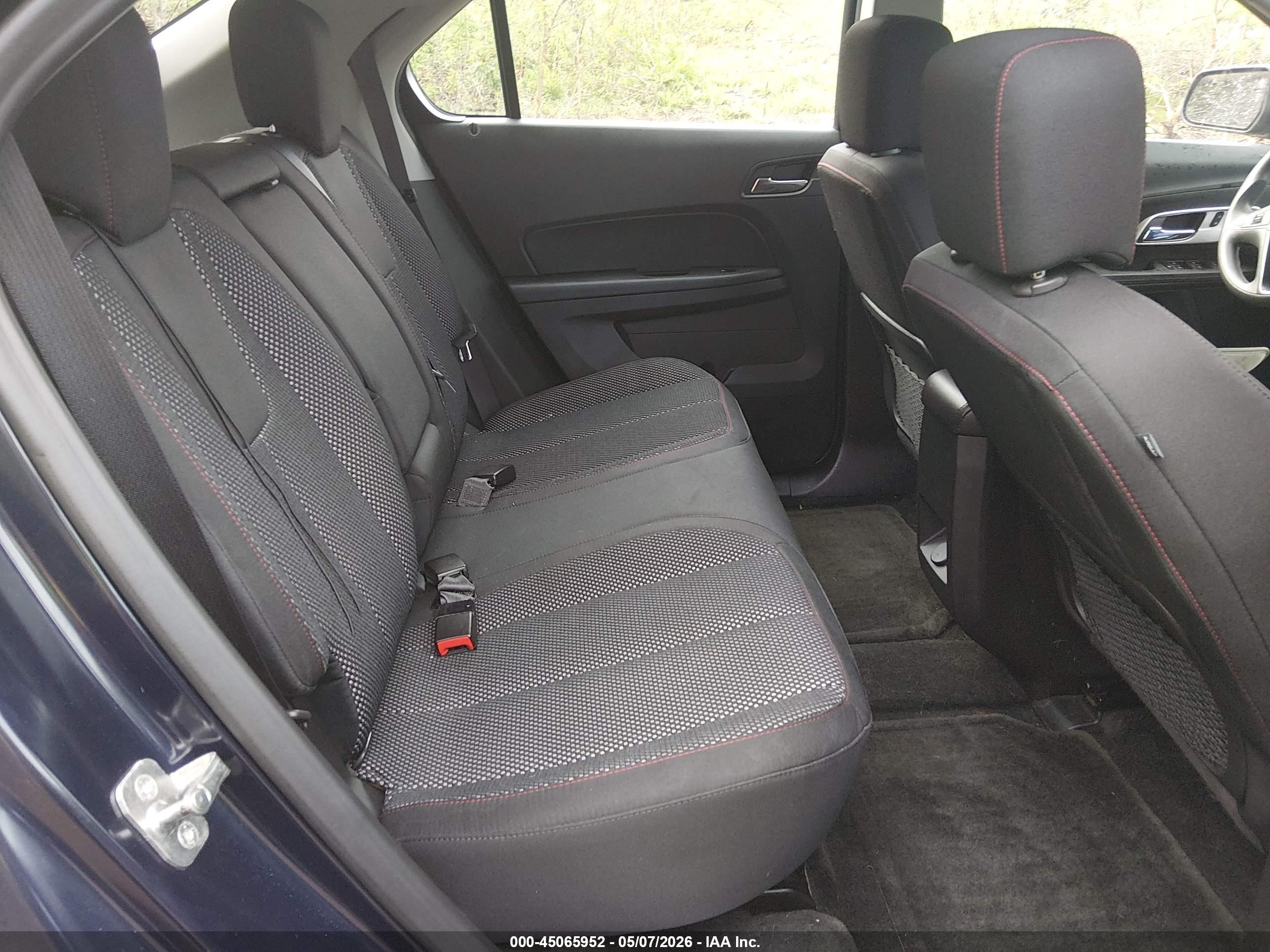 CHEVROLET EQUINOX image 8