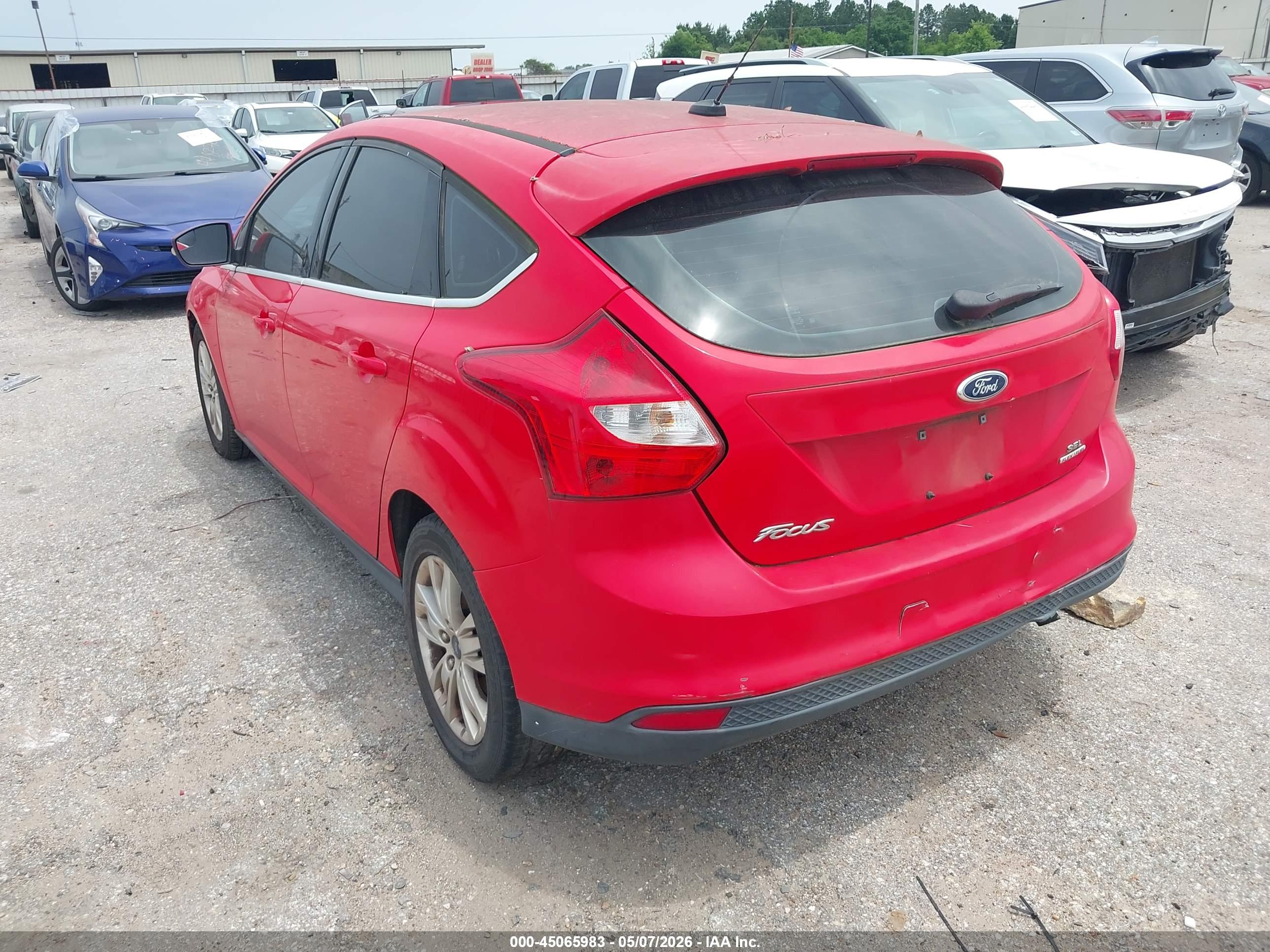 FORD FOCUS image 3