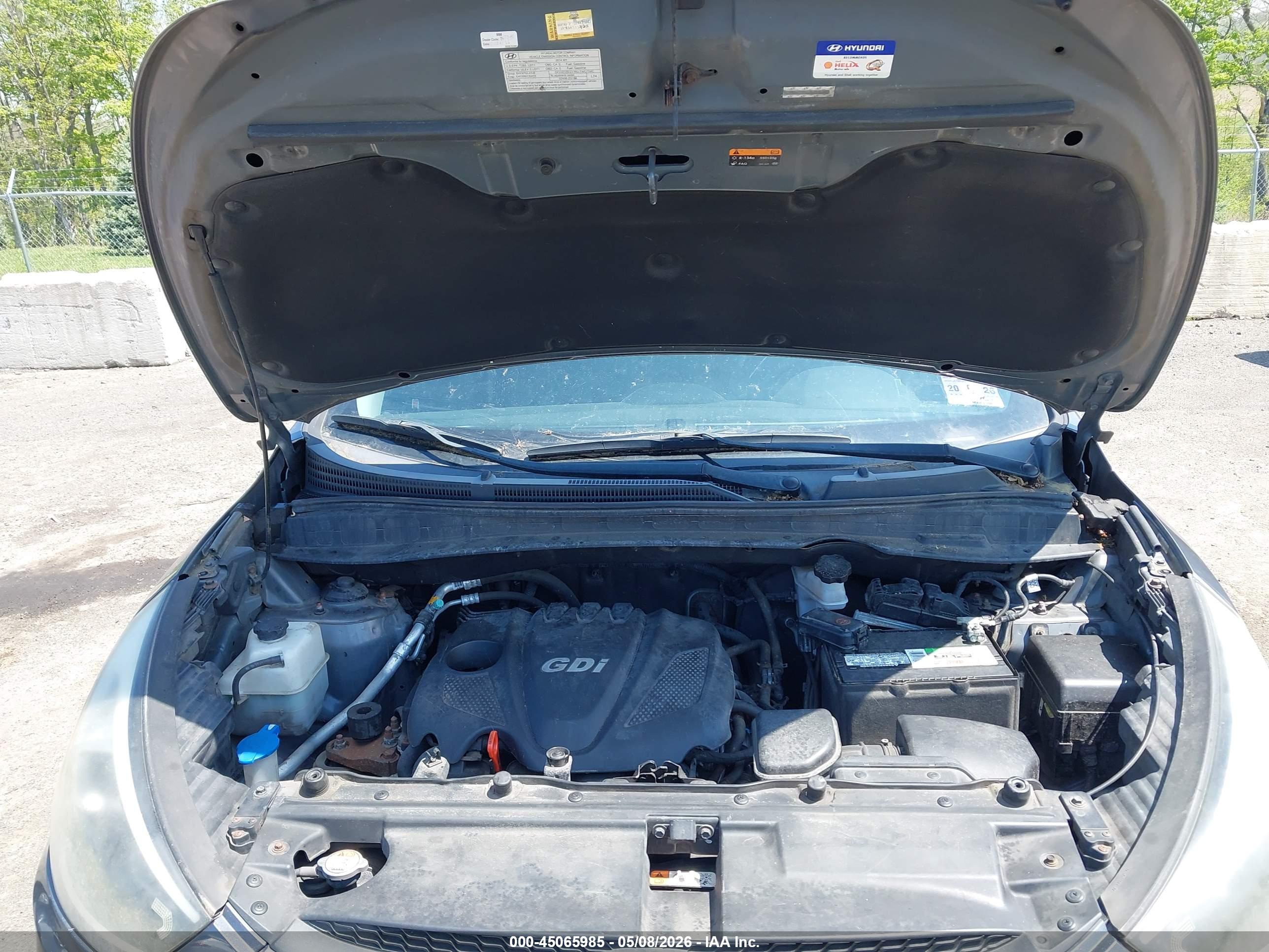 HYUNDAI TUCSON image 10