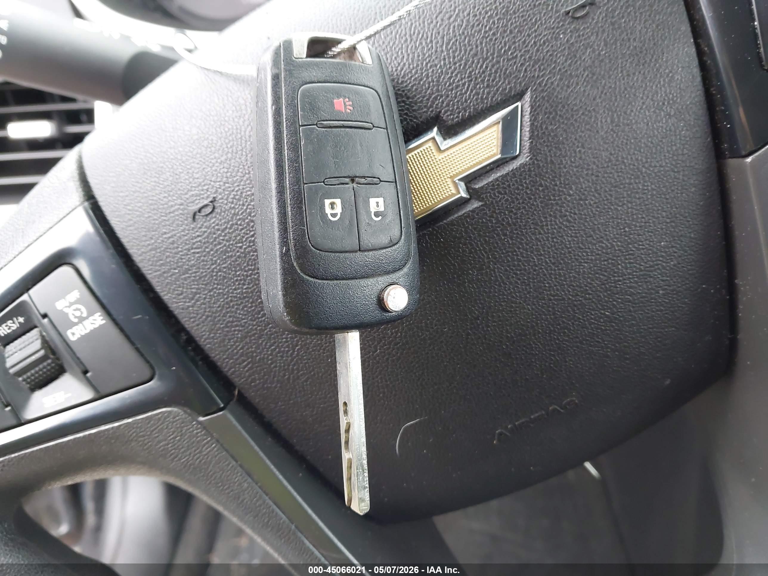 CHEVROLET EQUINOX image 11