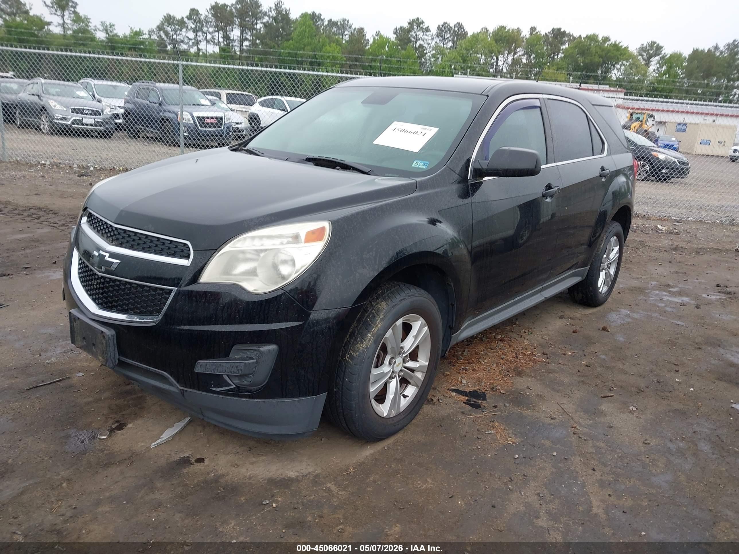CHEVROLET EQUINOX image 2
