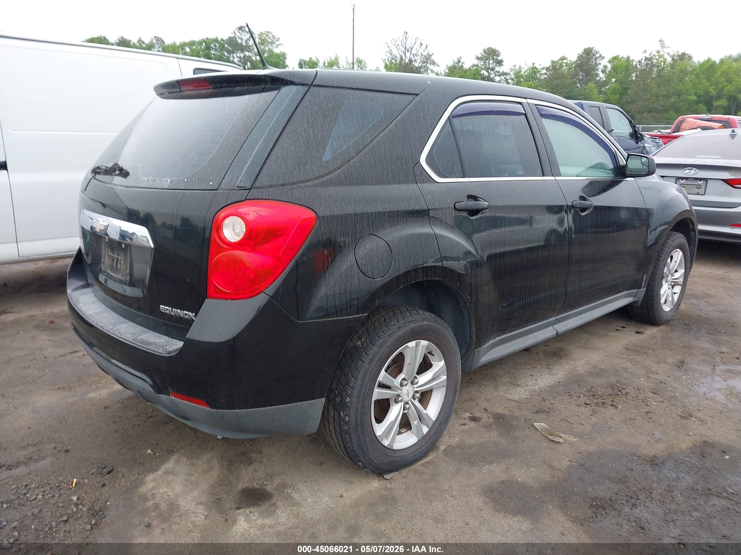 CHEVROLET EQUINOX image 4