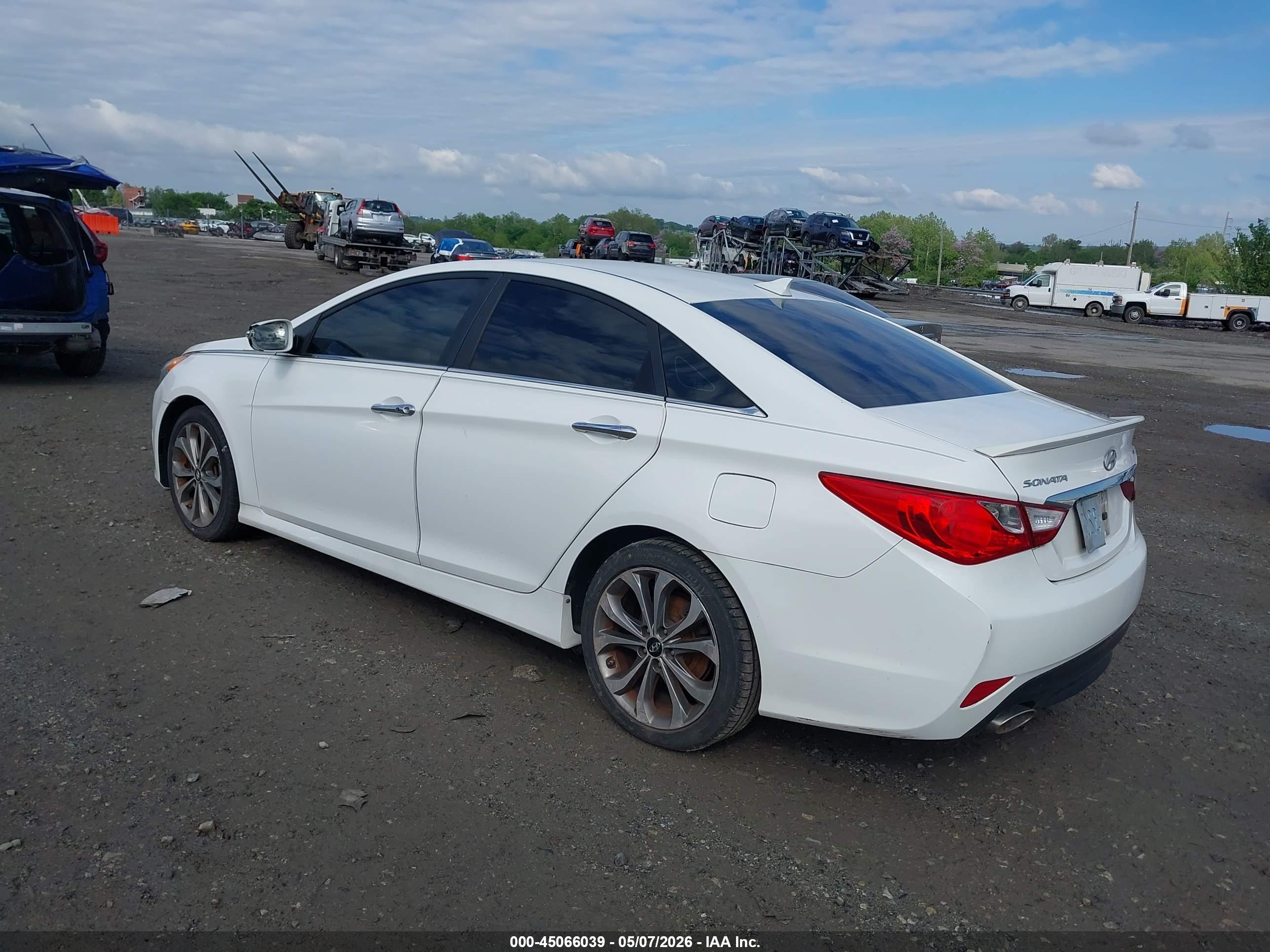 HYUNDAI SONATA image 3