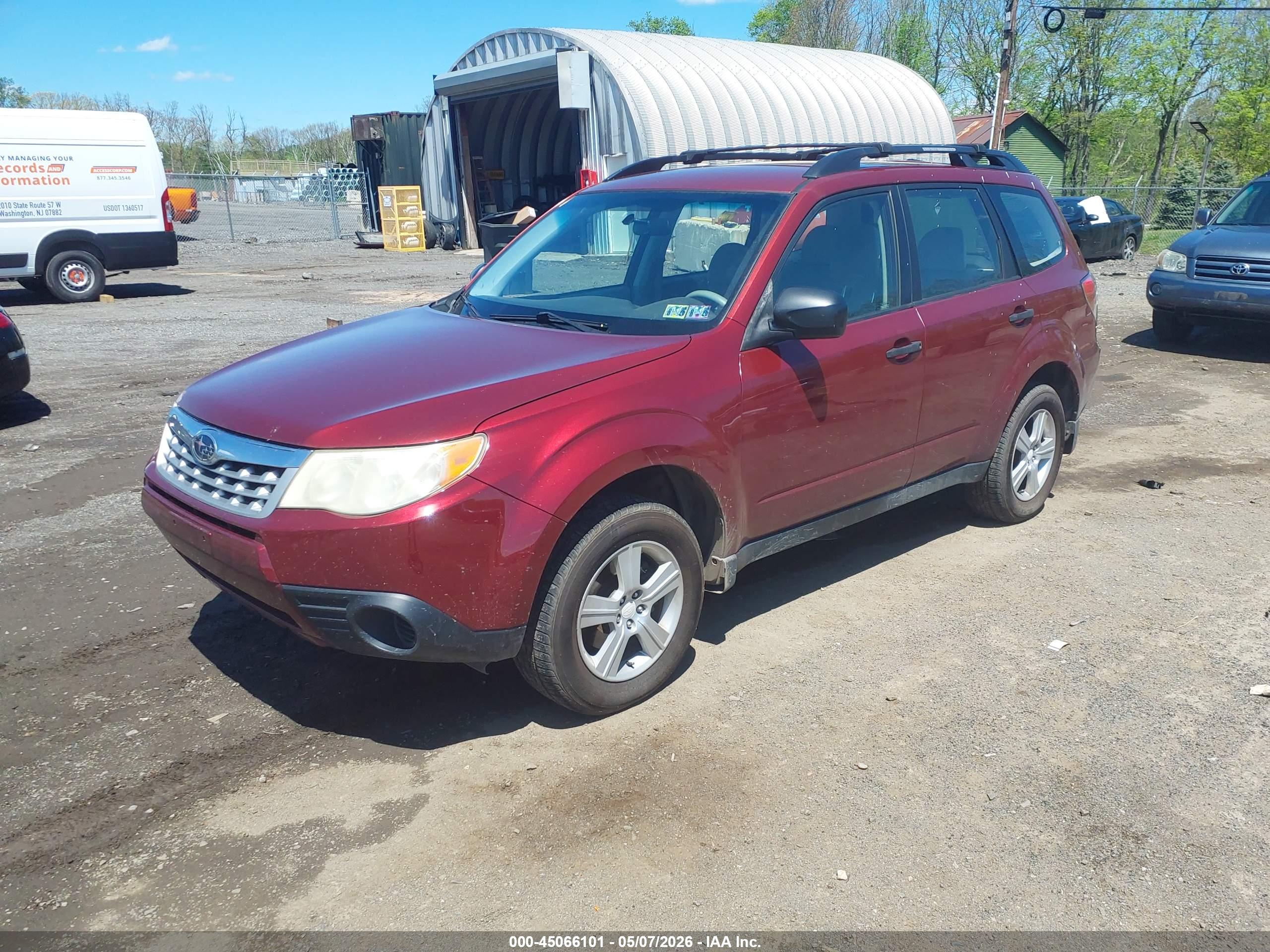 SUBARU FORESTER image 2