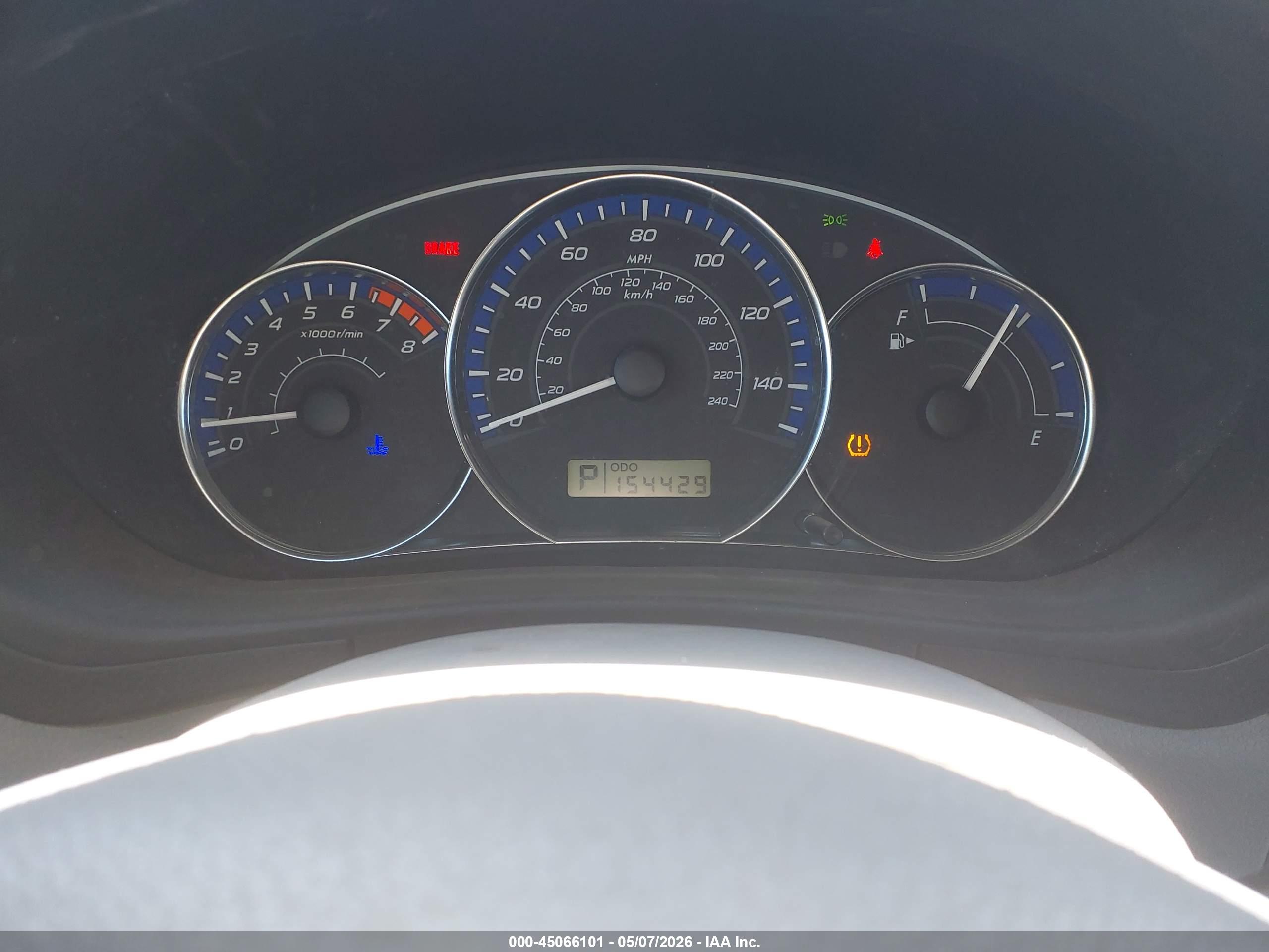 SUBARU FORESTER image 7
