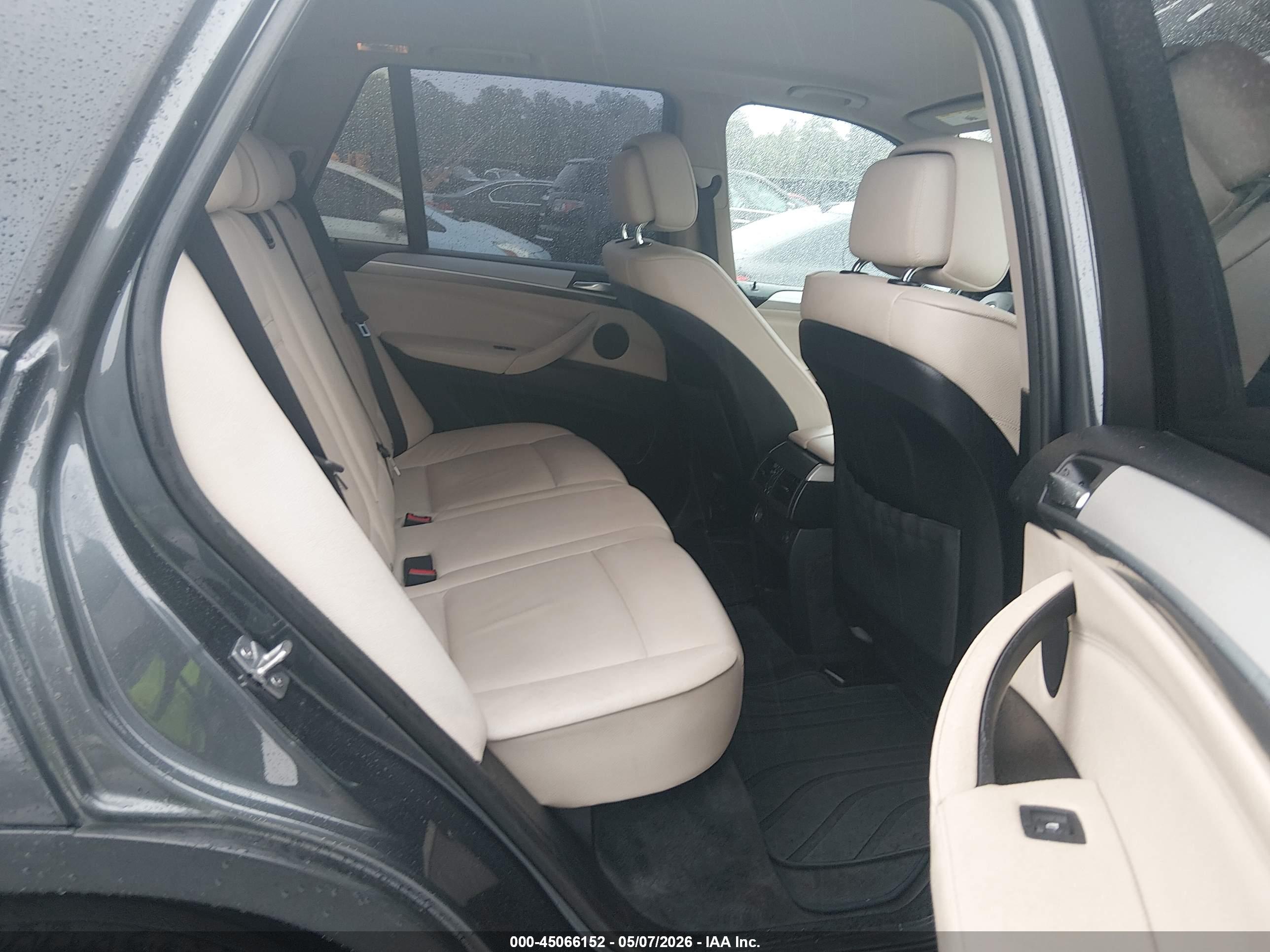 BMW X5 image 8