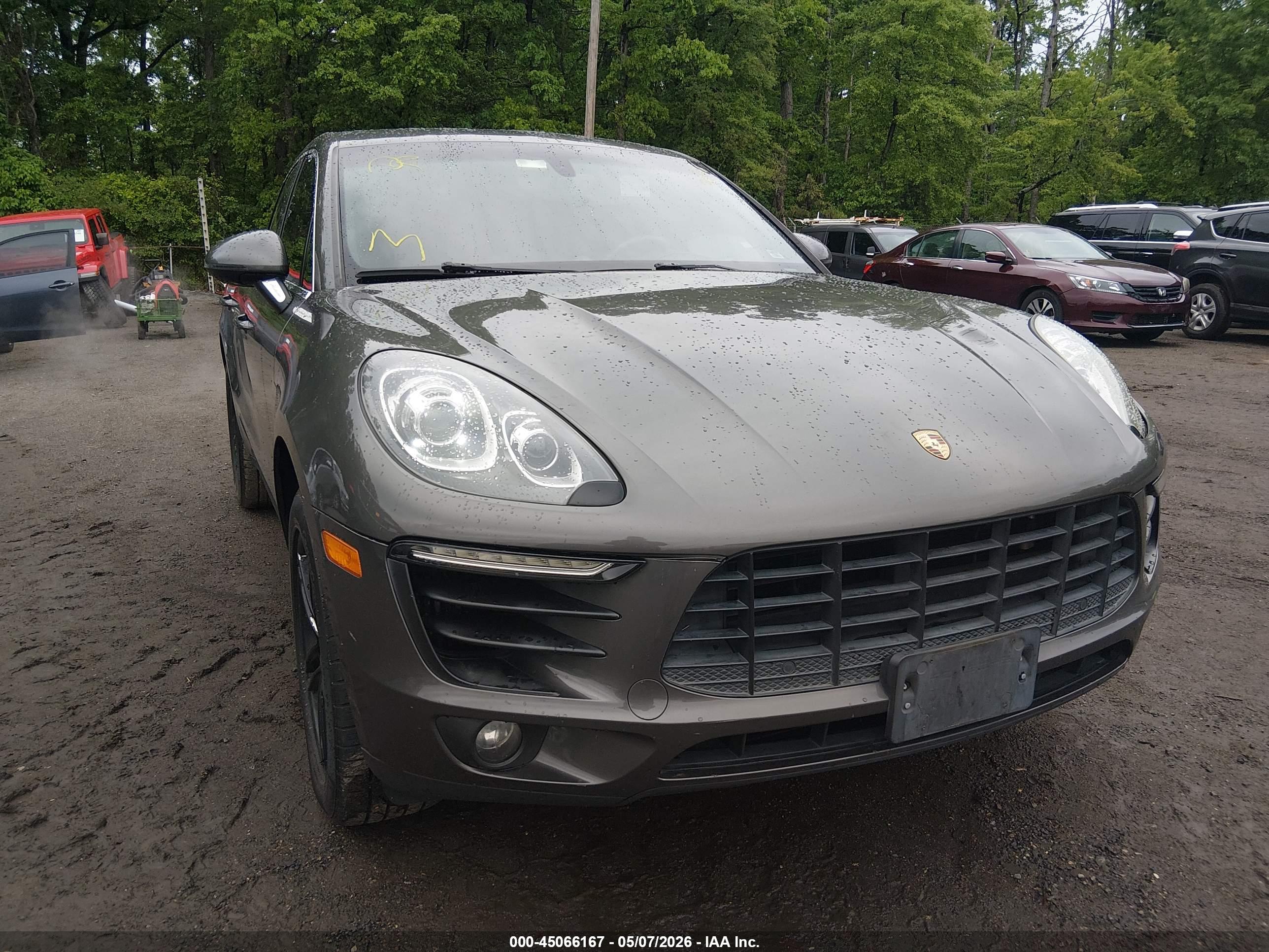 PORSCHE MACAN image 6
