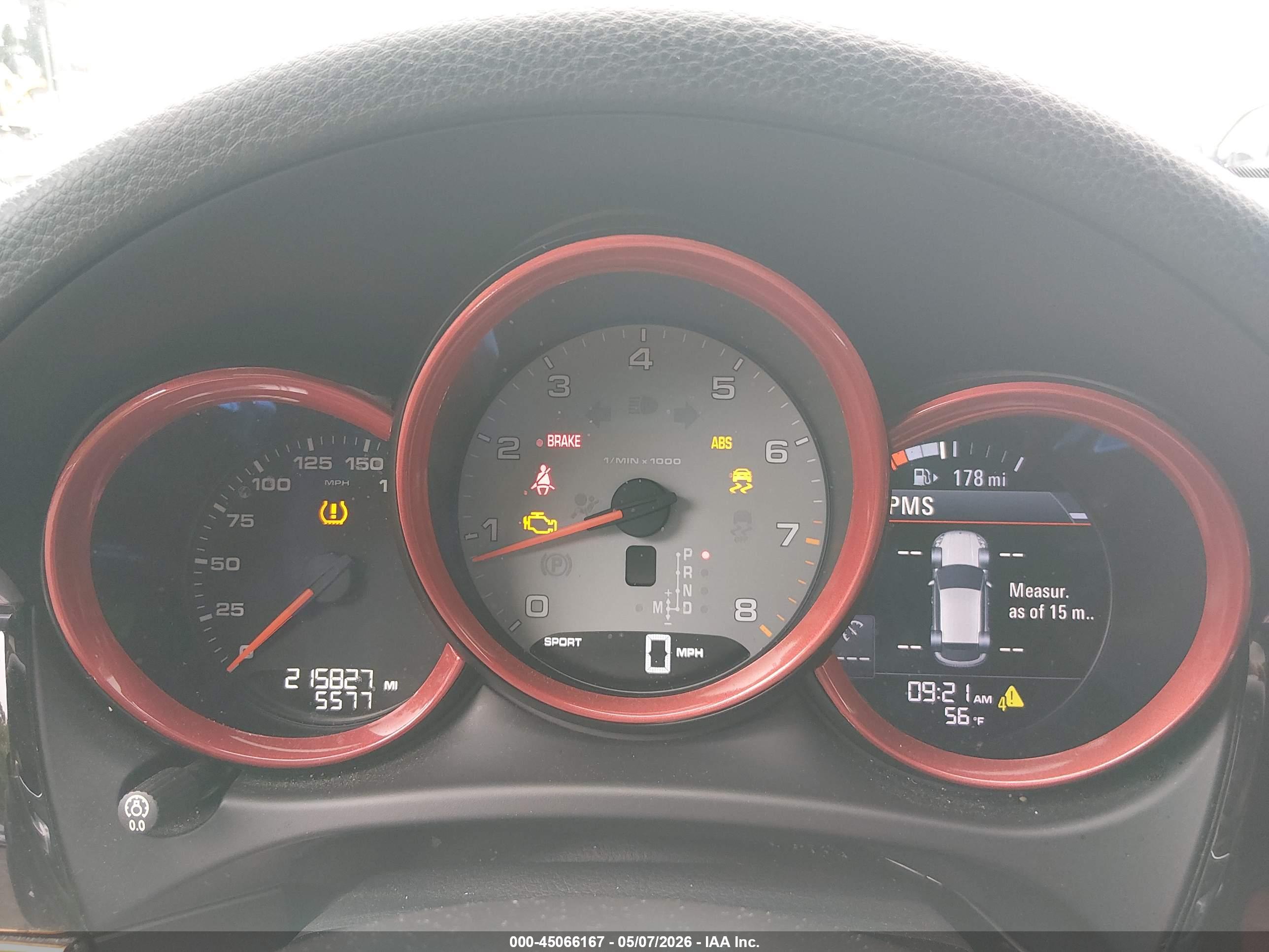 PORSCHE MACAN image 7