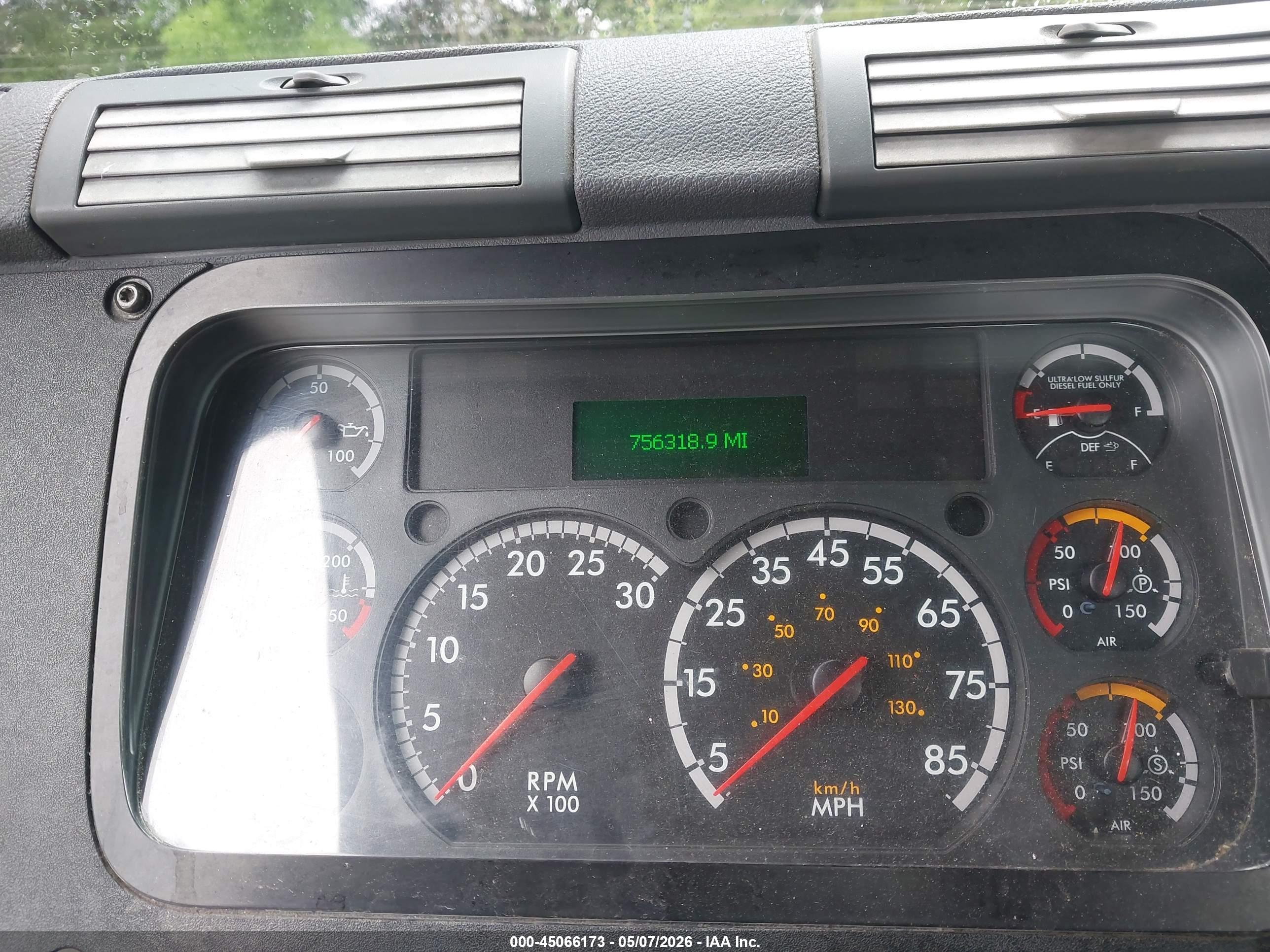 FREIGHTLINER CASCADIA image 6