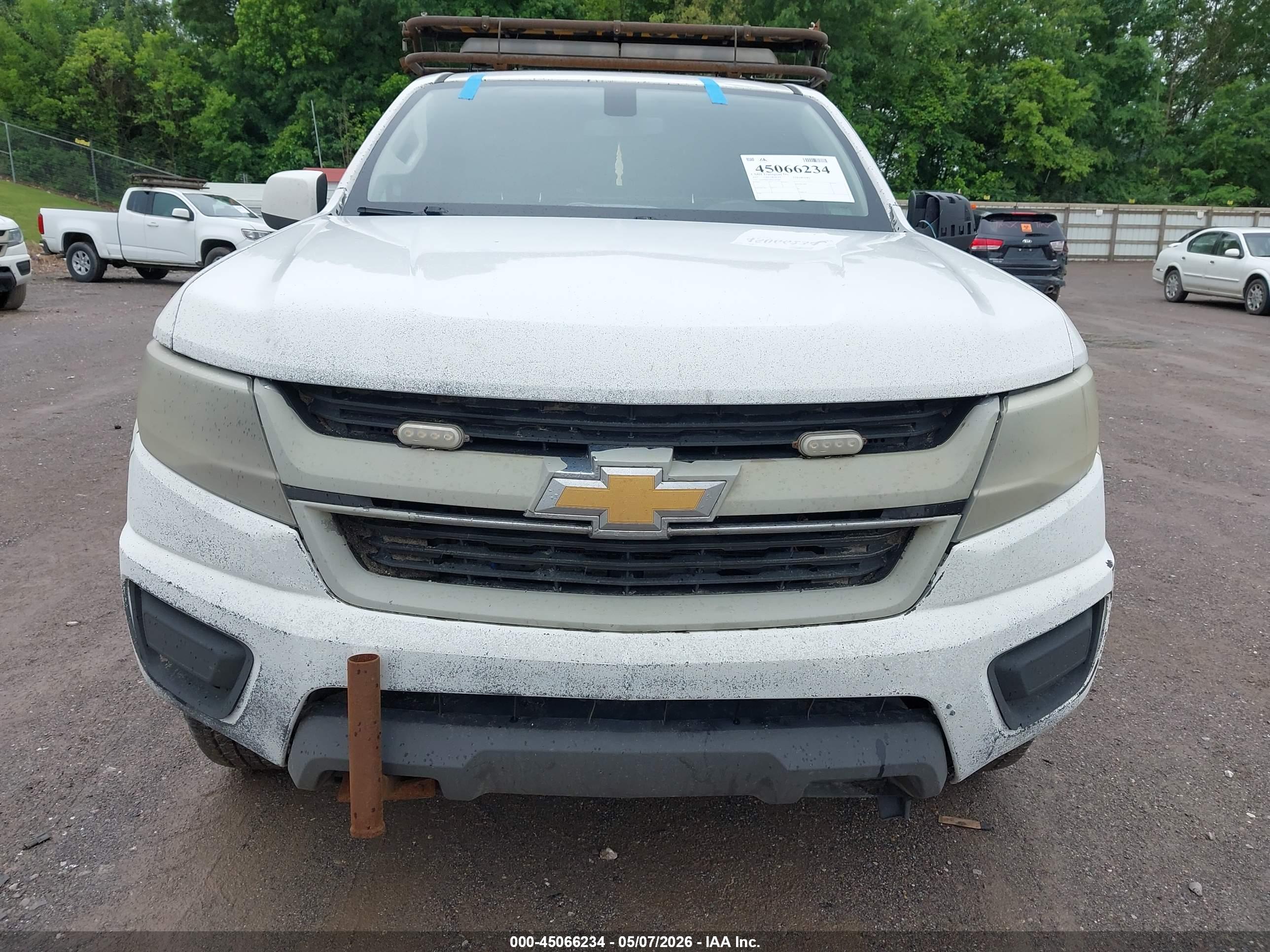 CHEVROLET COLORADO image 6