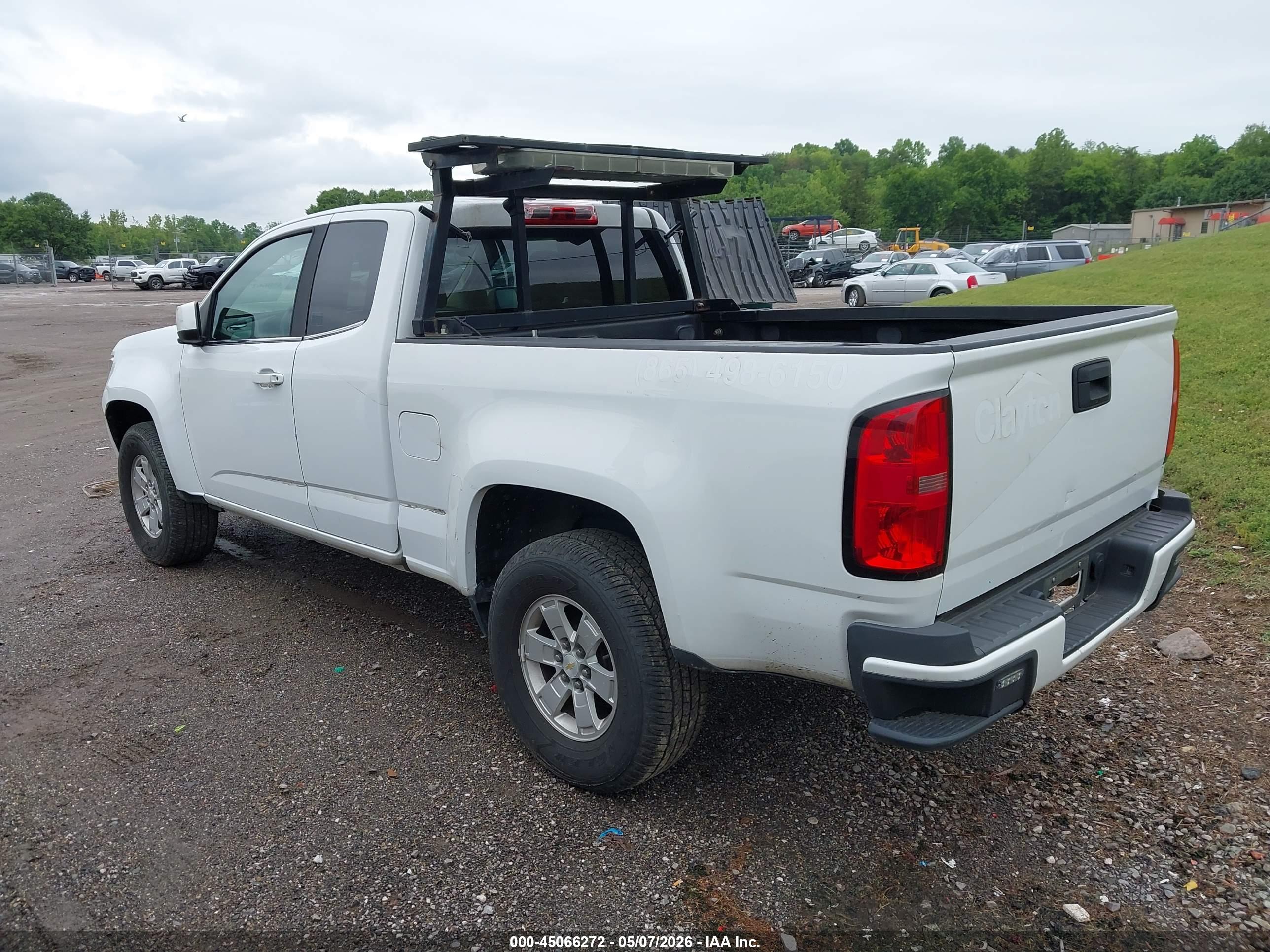 CHEVROLET COLORADO image 3