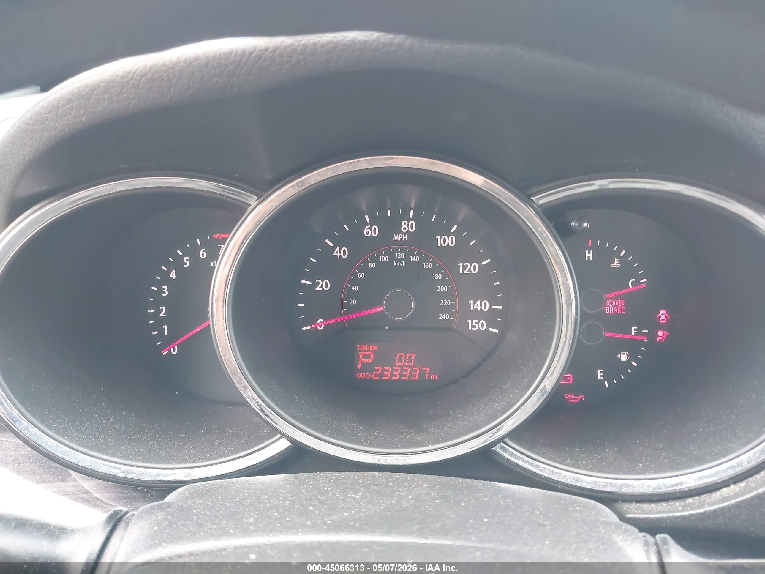 KIA SORENTO image 7