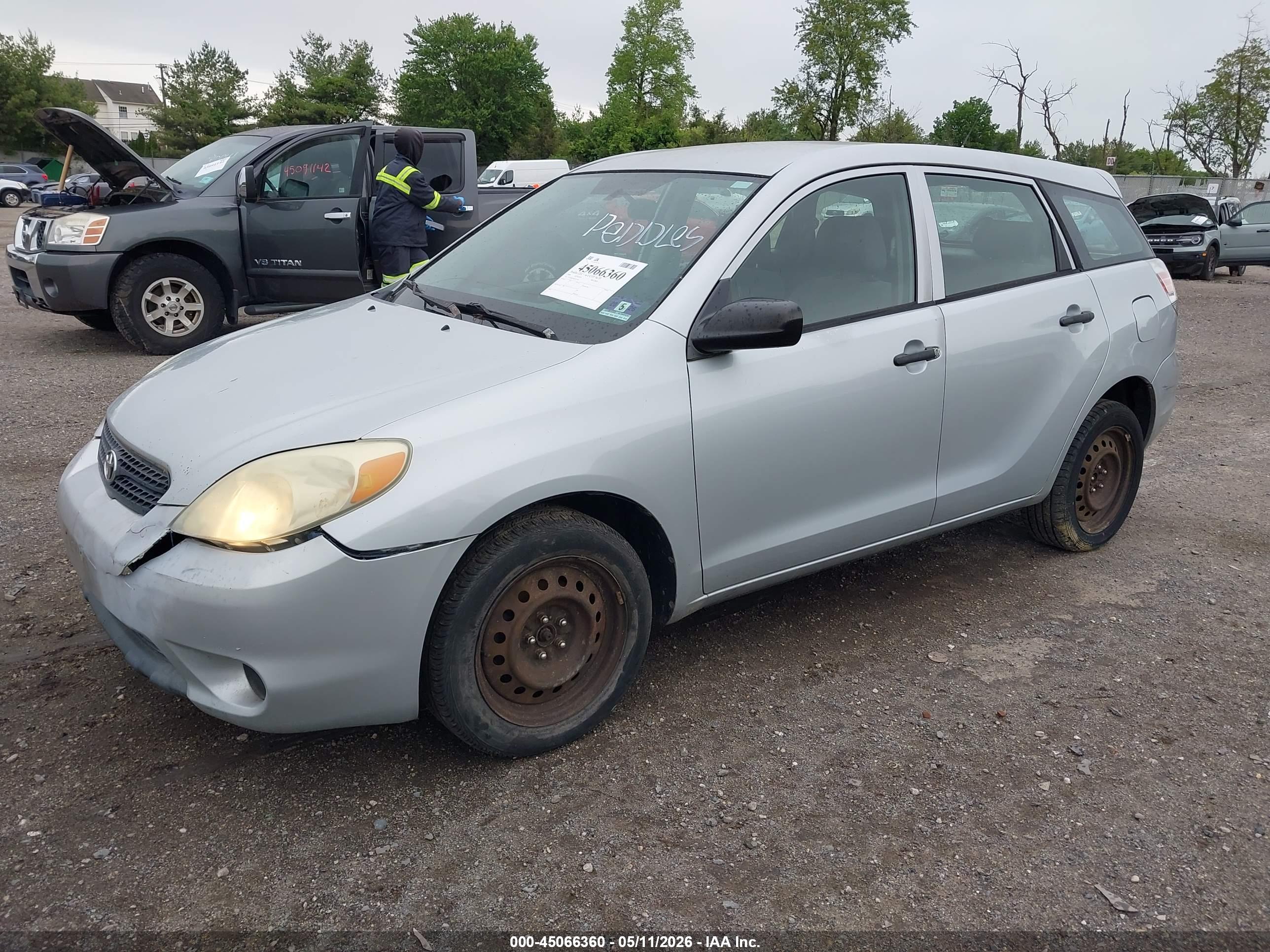 TOYOTA MATRIX image 2