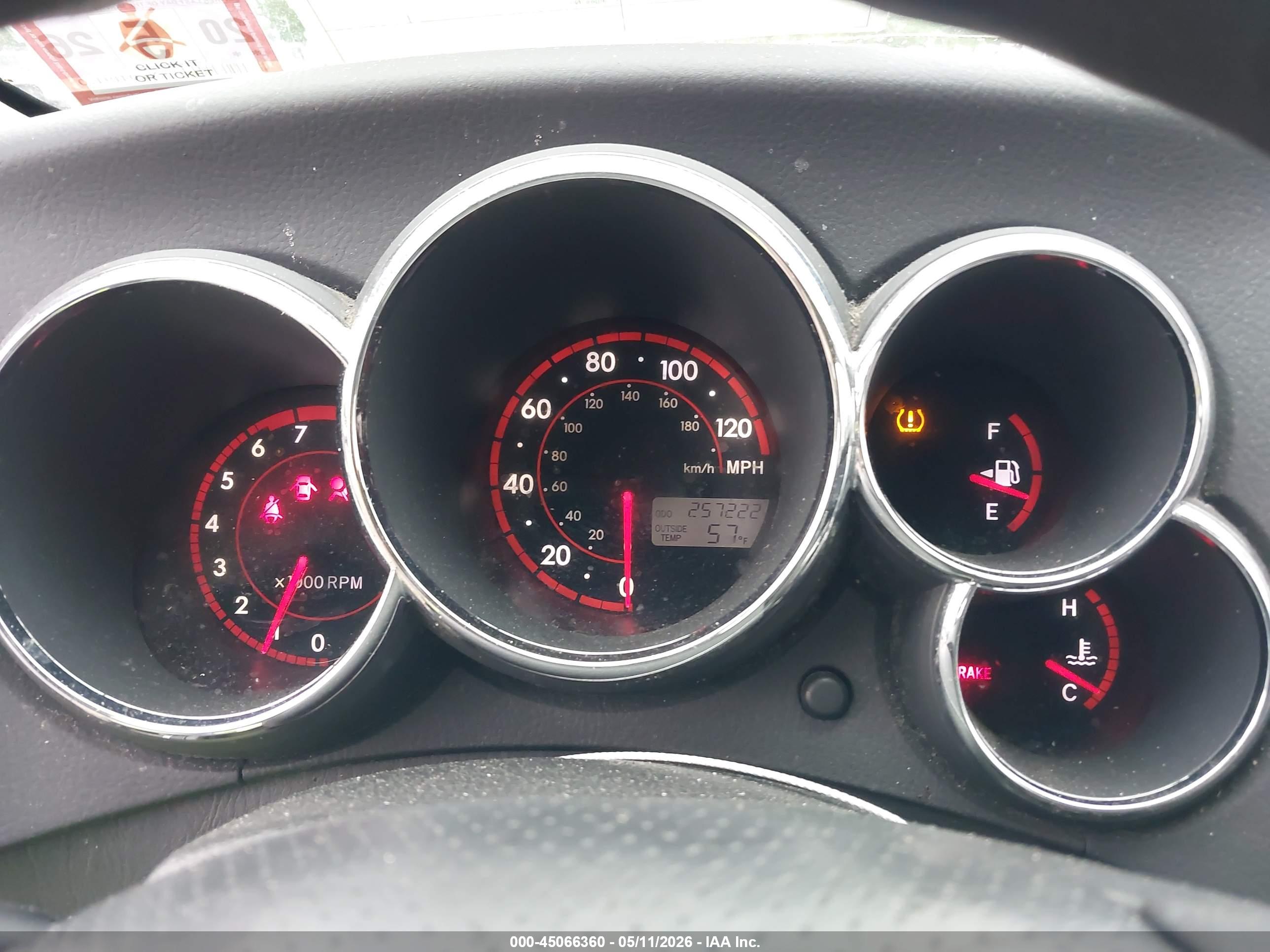 TOYOTA MATRIX image 7
