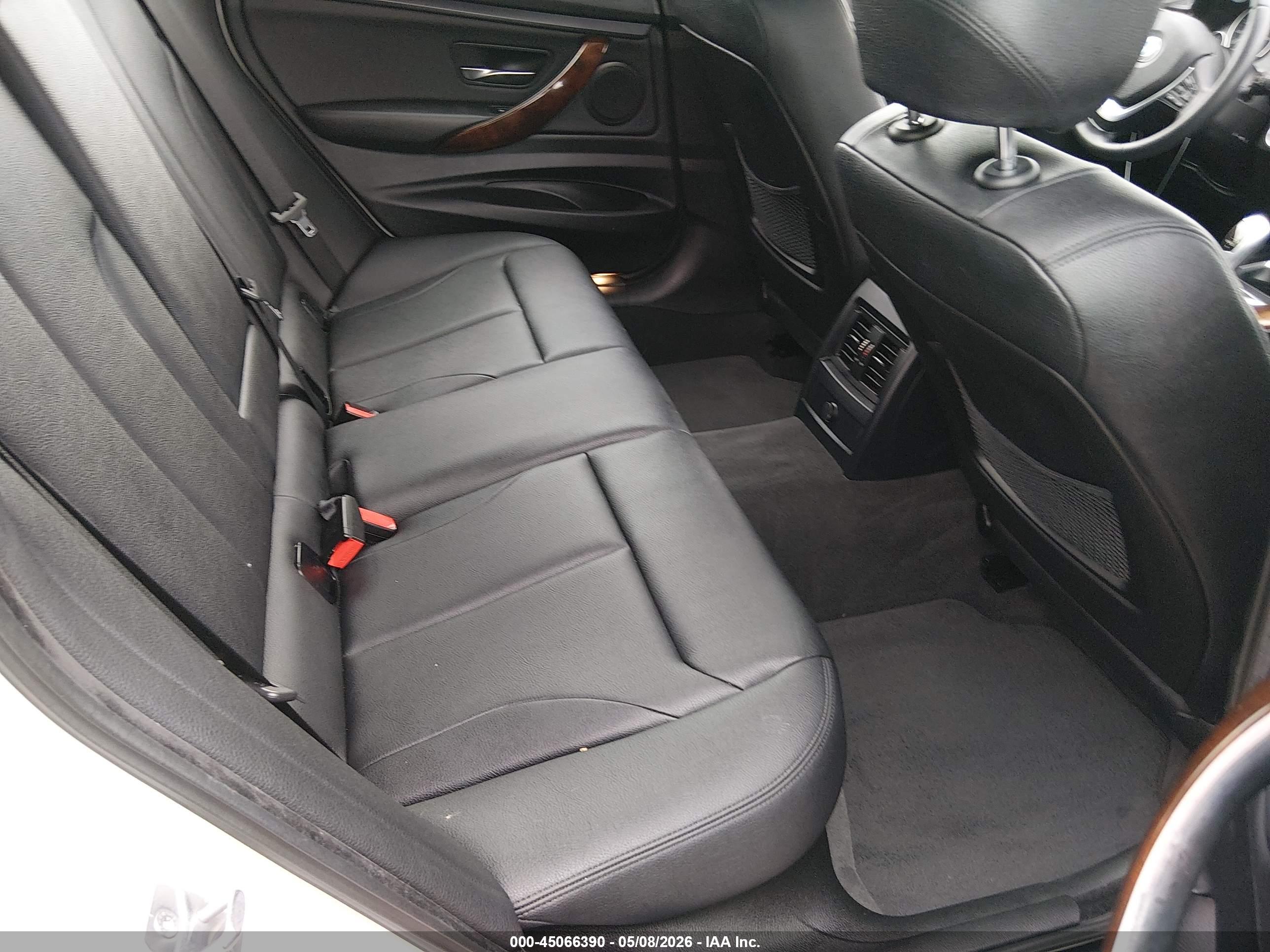 BMW 328I image 8