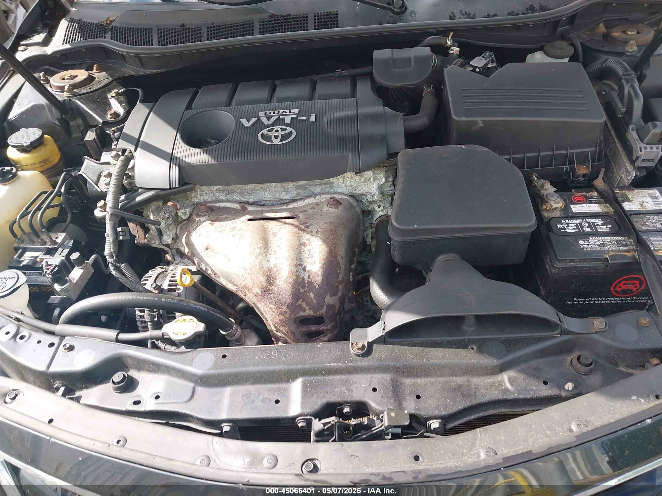 TOYOTA CAMRY image 10