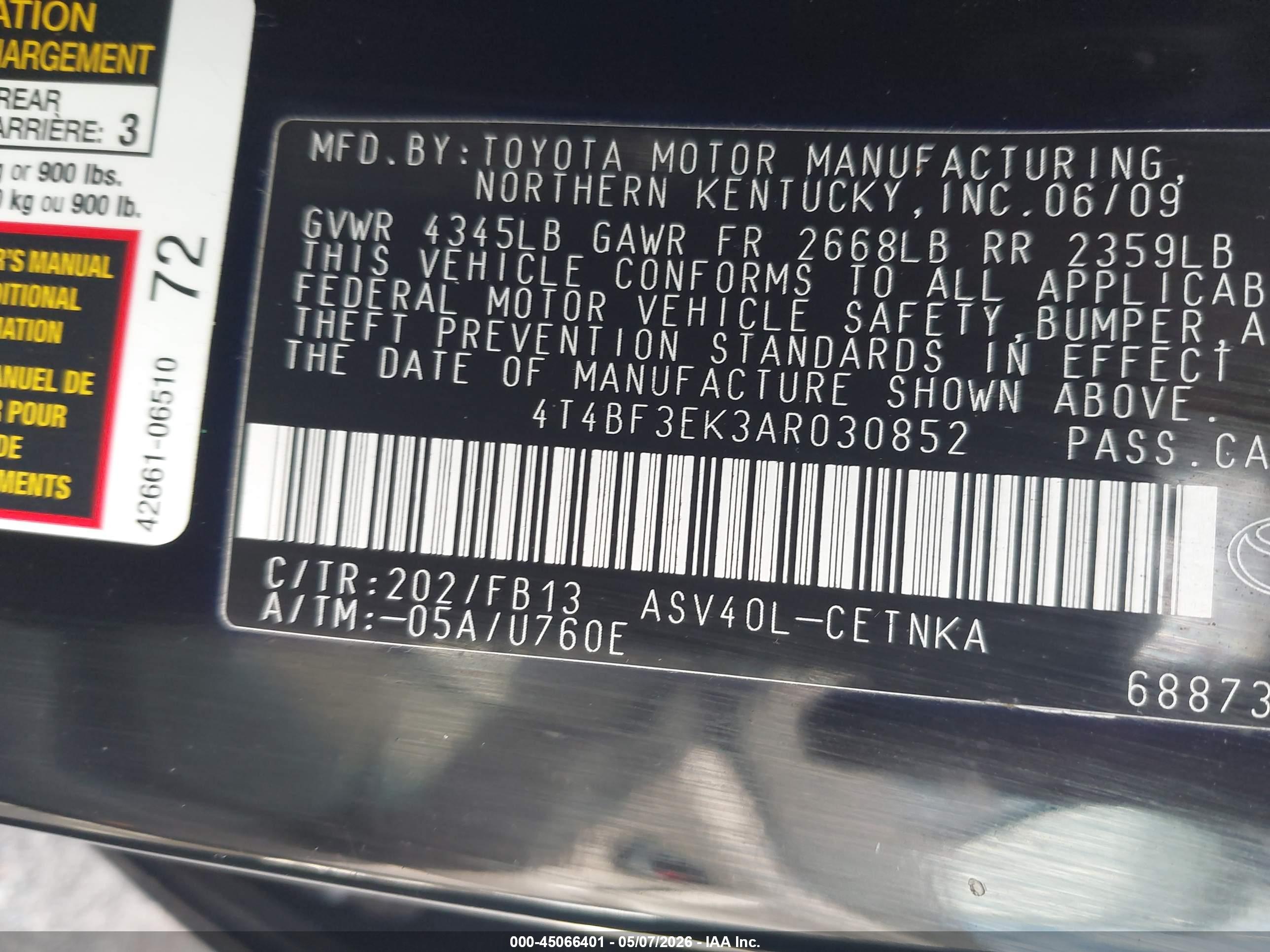 TOYOTA CAMRY image 9
