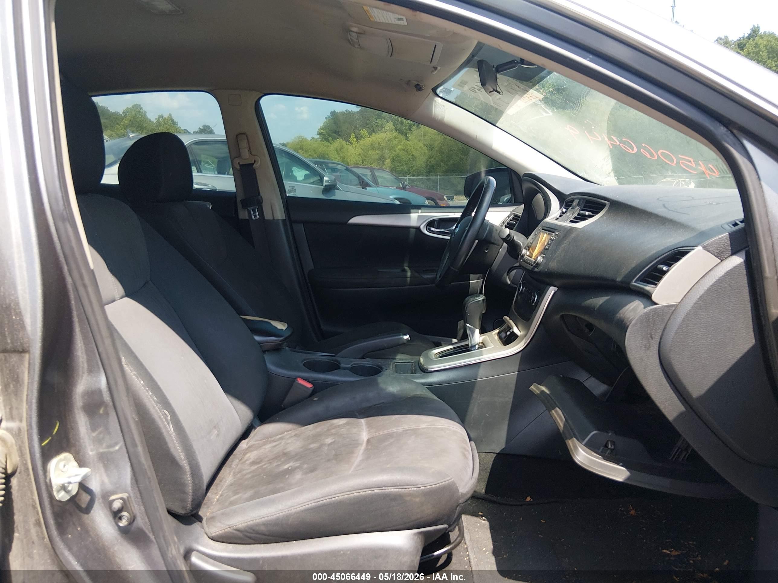 NISSAN SENTRA image 5