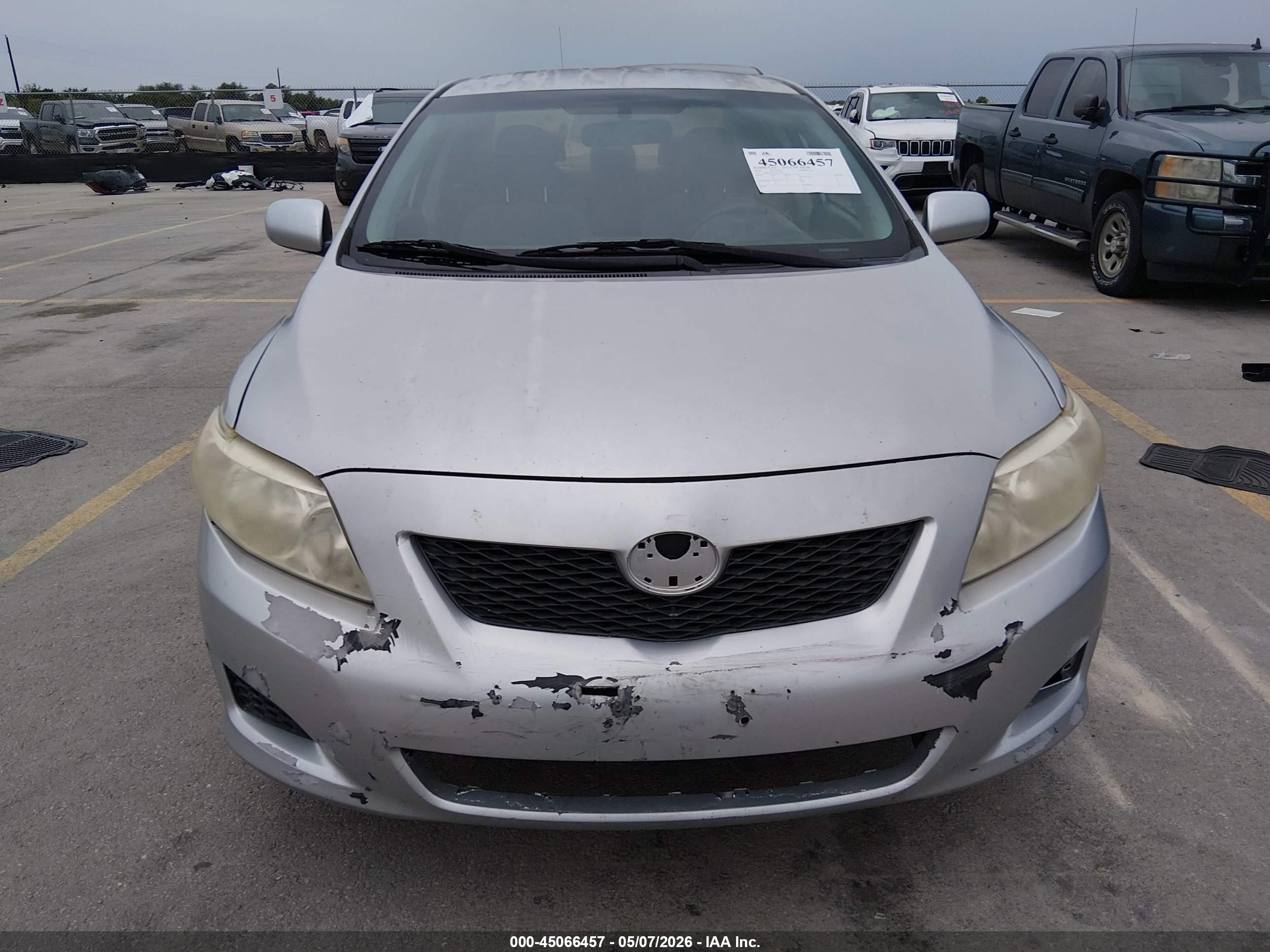 TOYOTA COROLLA image 6
