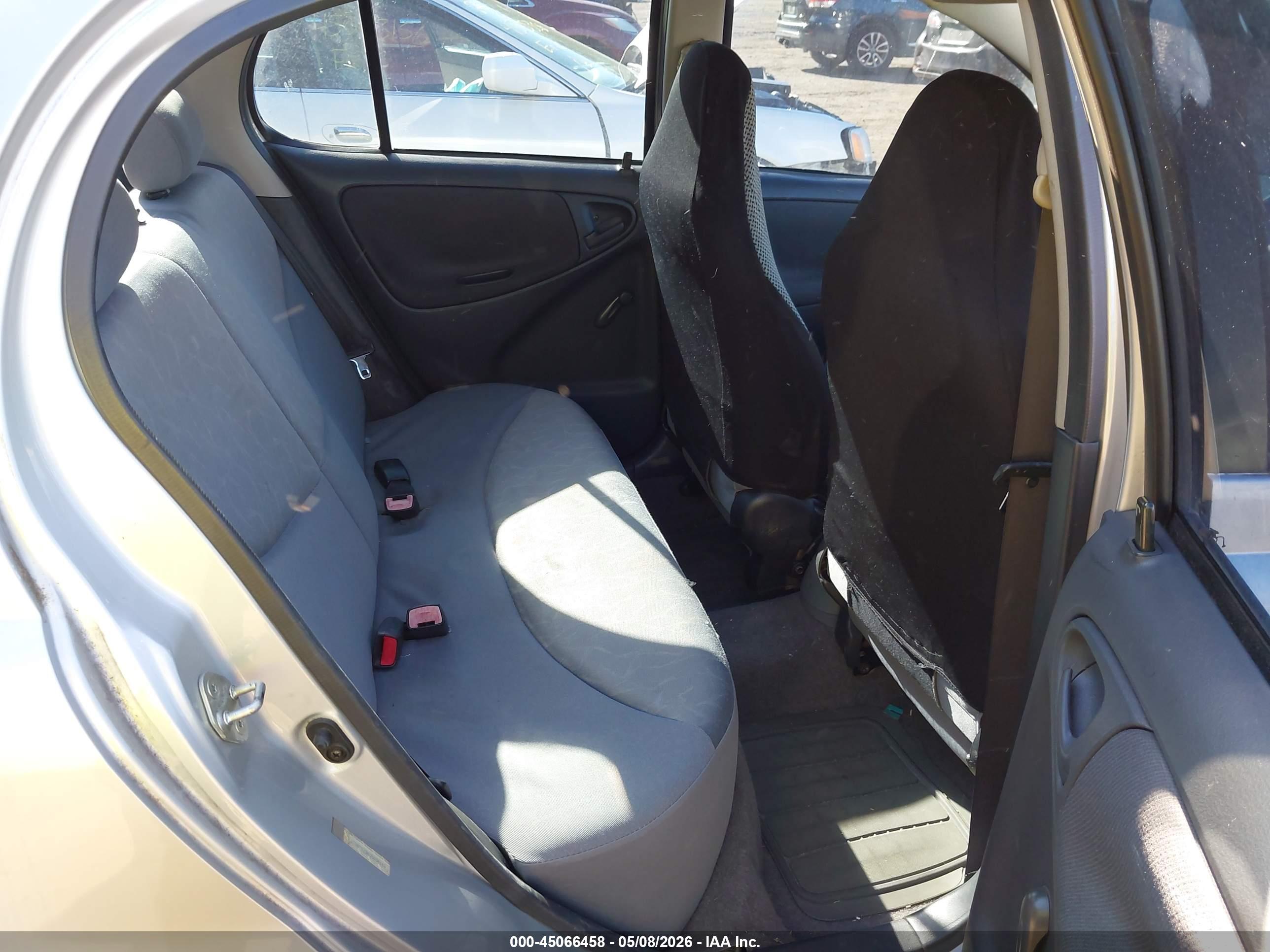 TOYOTA ECHO image 8
