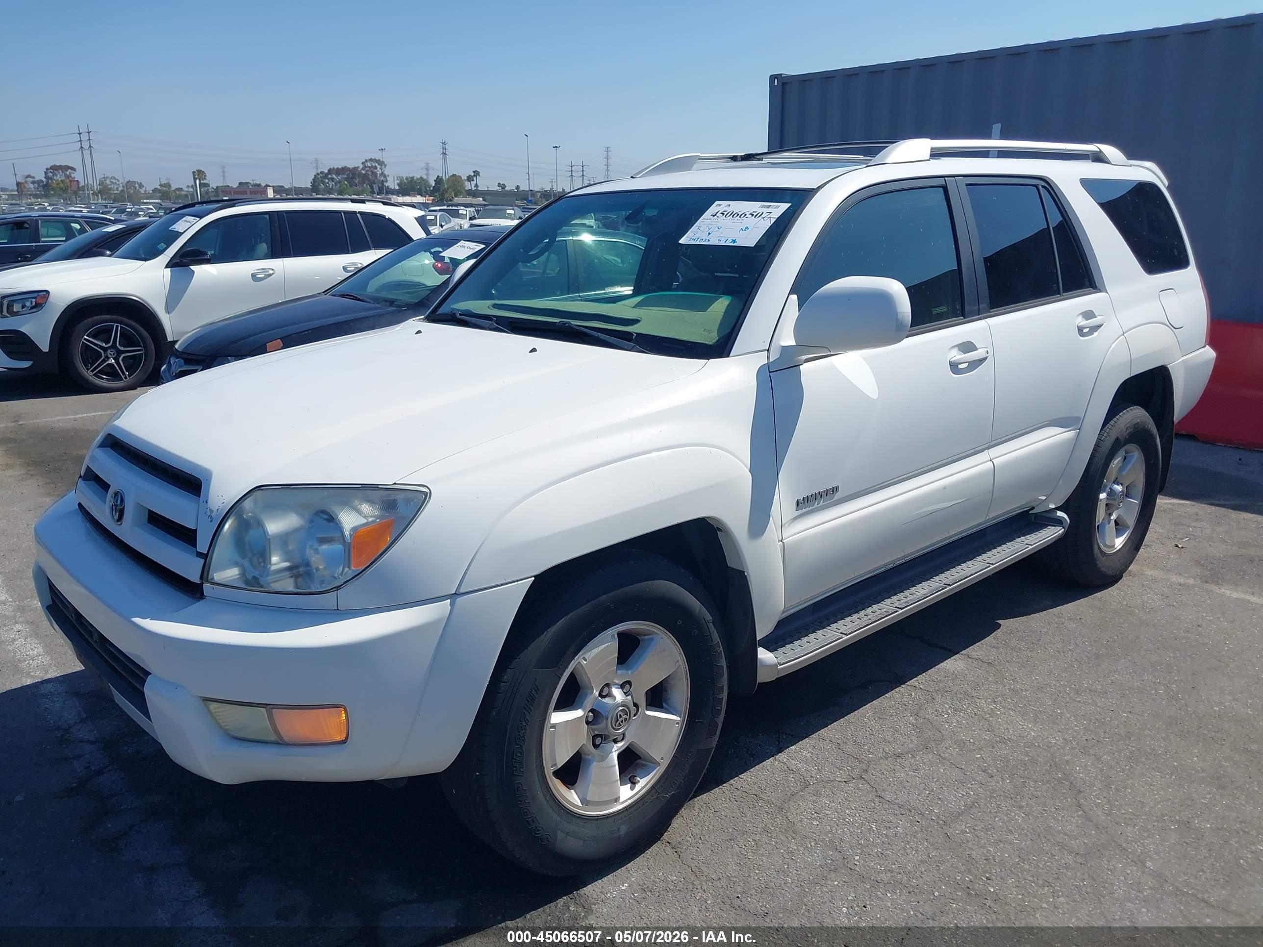 TOYOTA 4RUNNER image 2