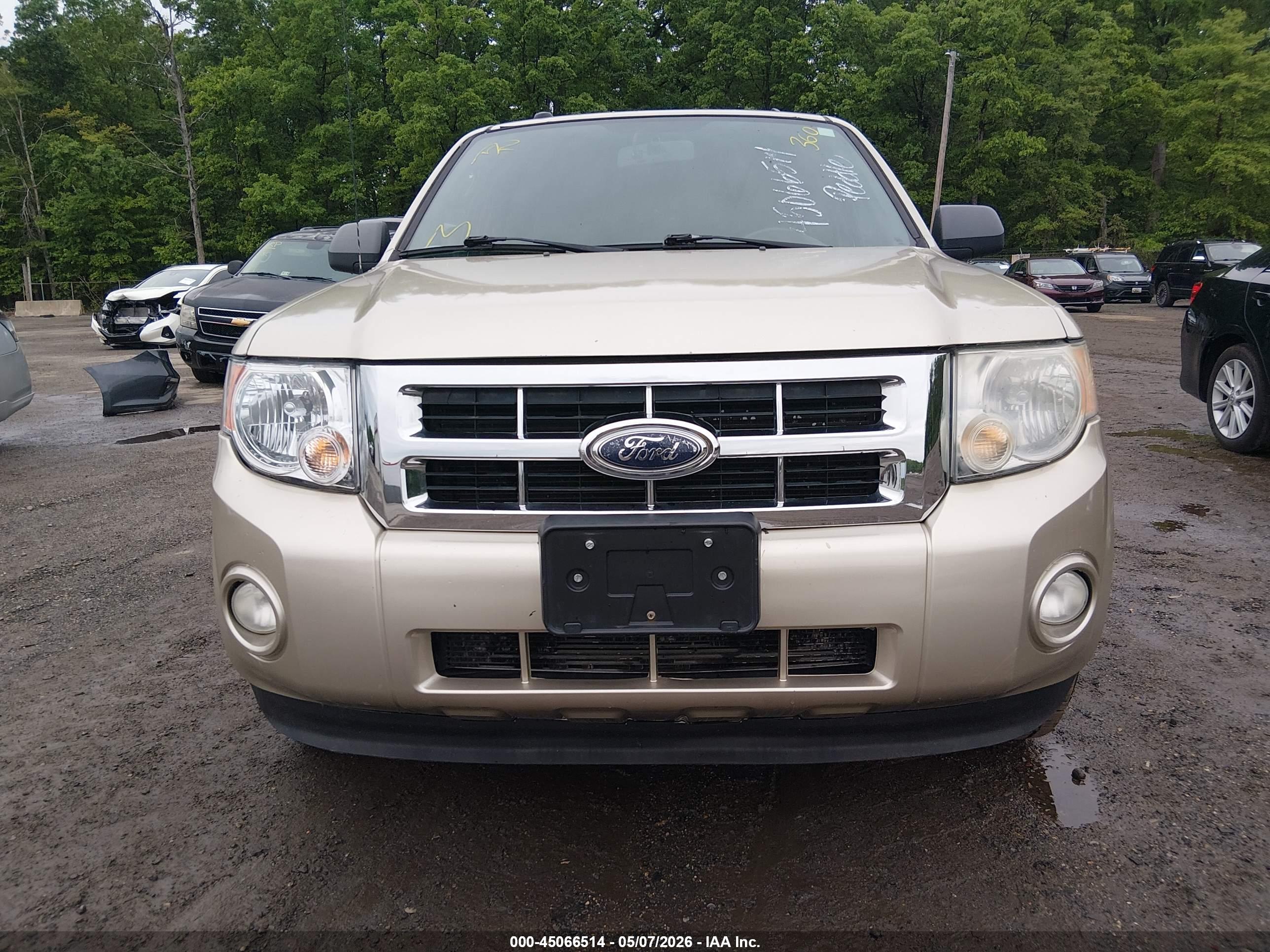 FORD ESCAPE image 6