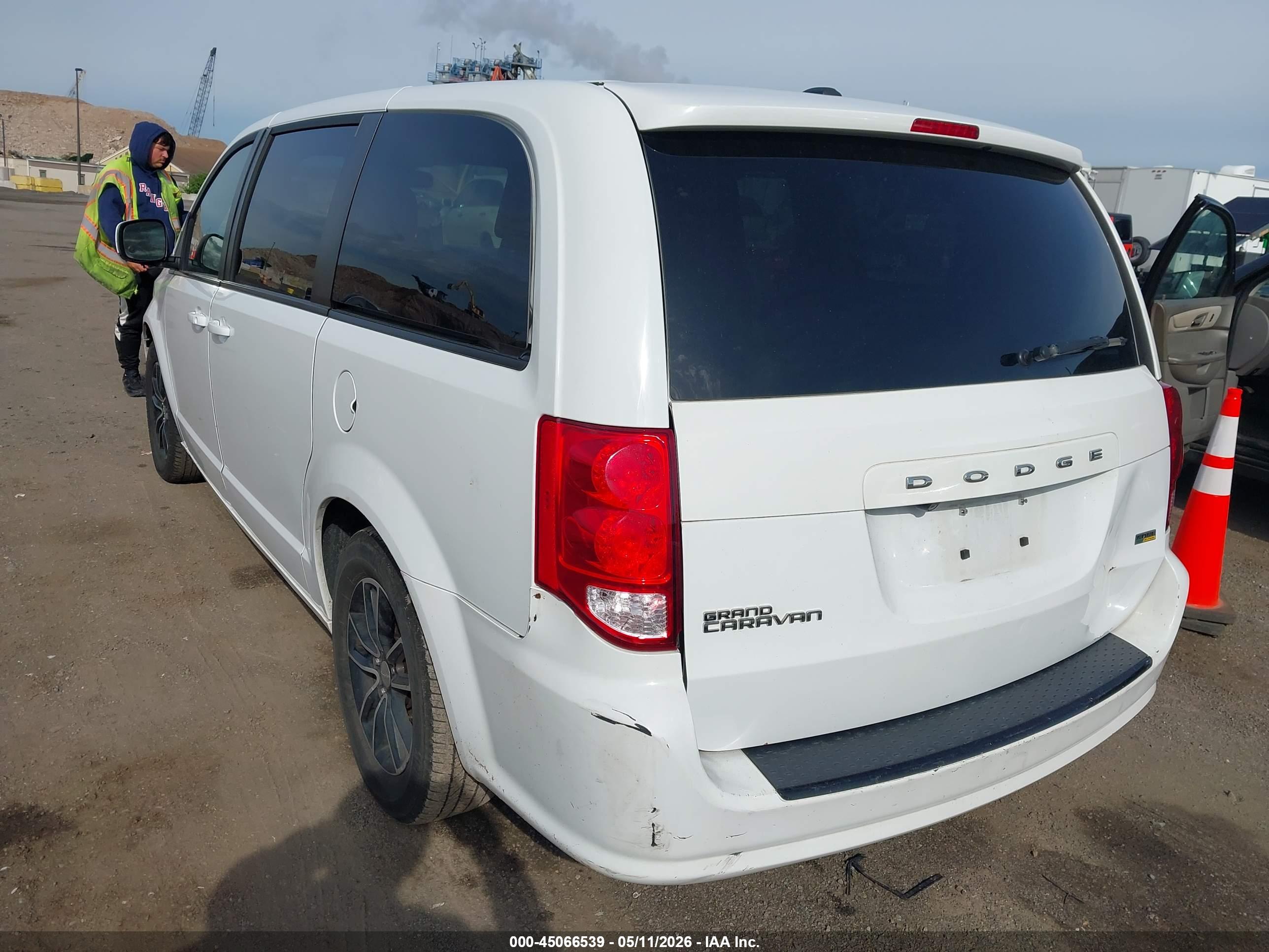 DODGE GRAND image 6