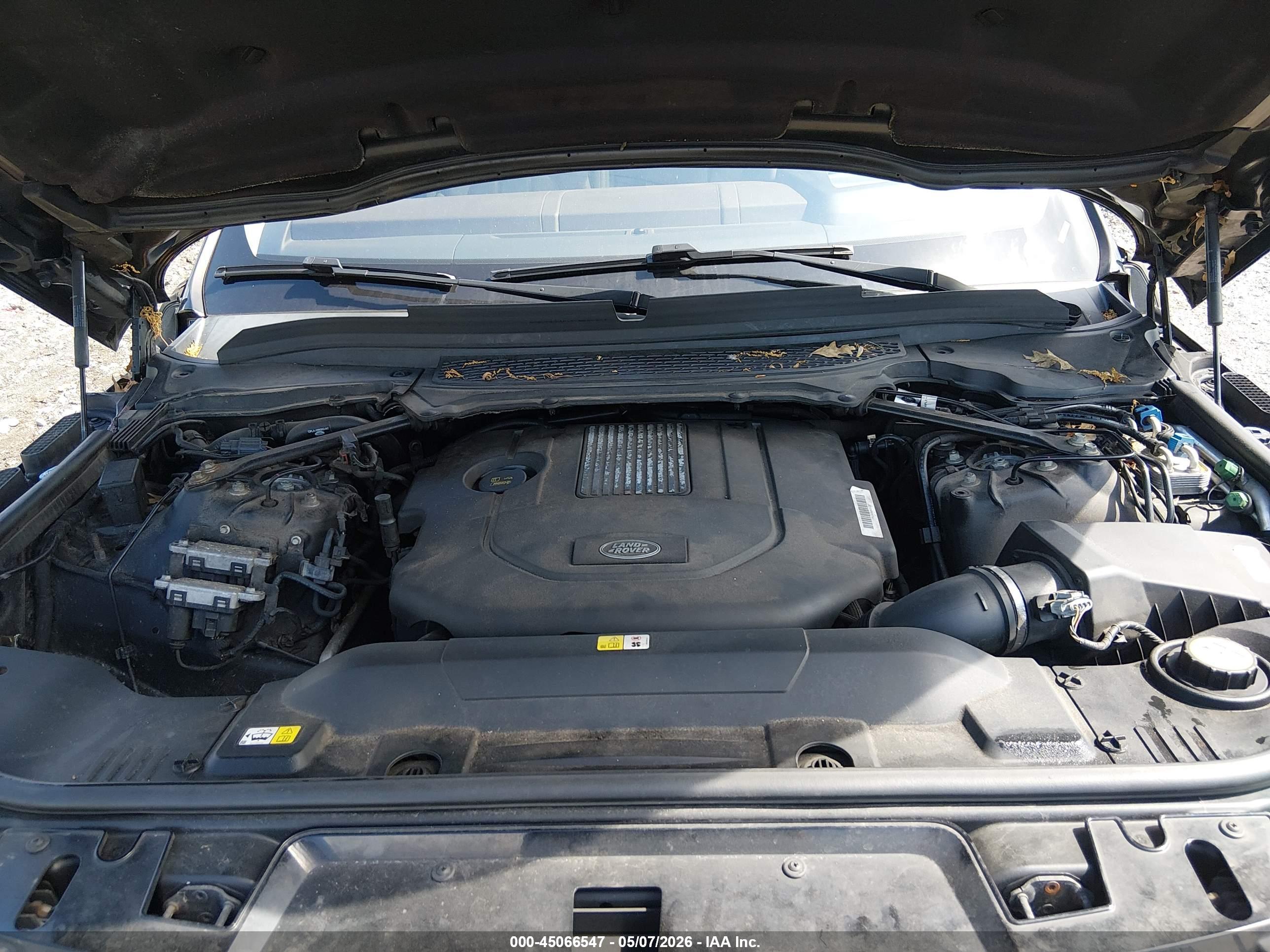 LAND ROVER image 10