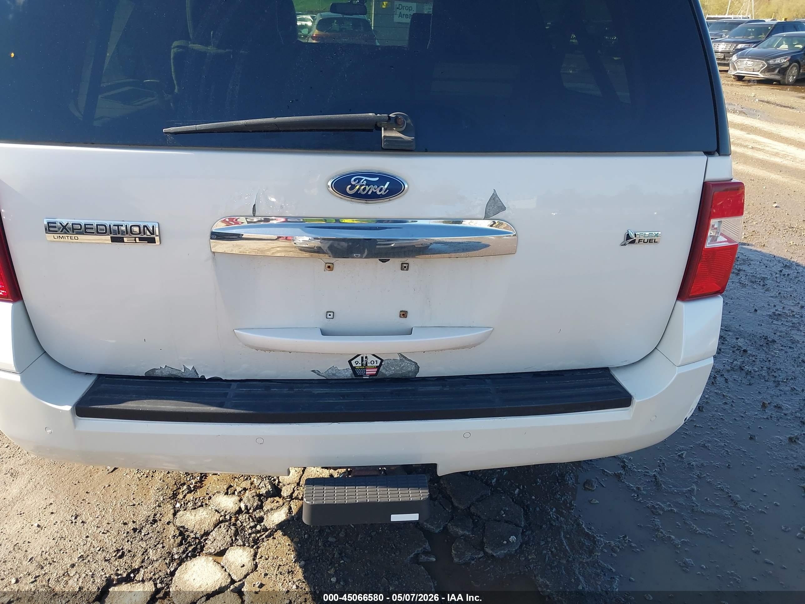 FORD EXPEDITION image 6