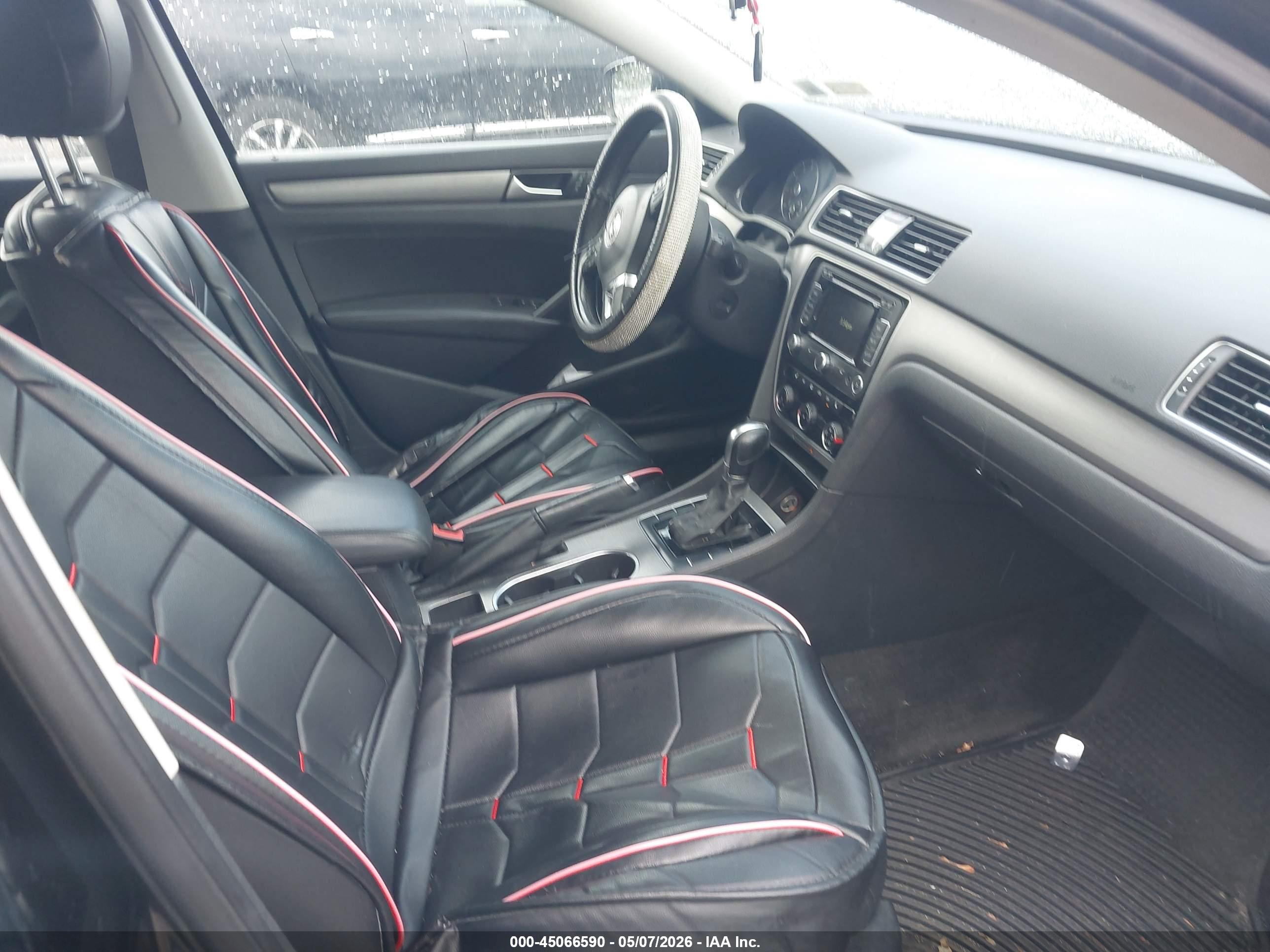 VOLKSWAGEN PASSAT image 5