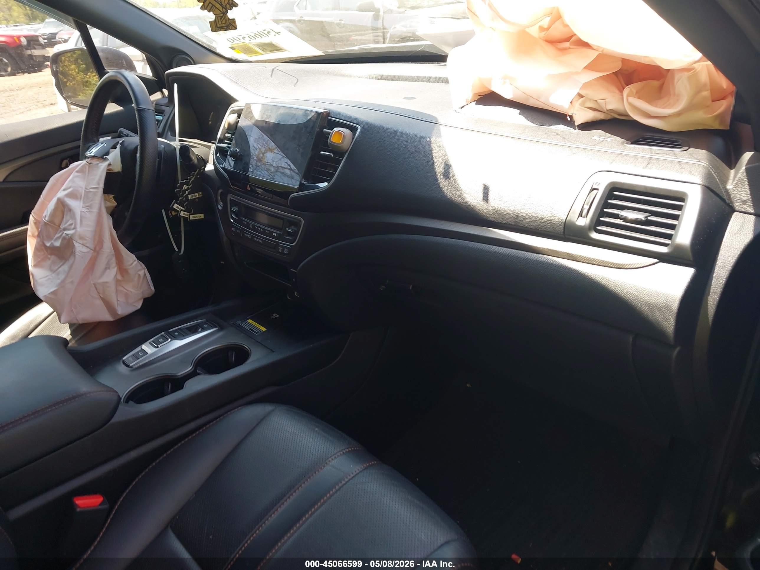 HONDA PASSPORT image 5