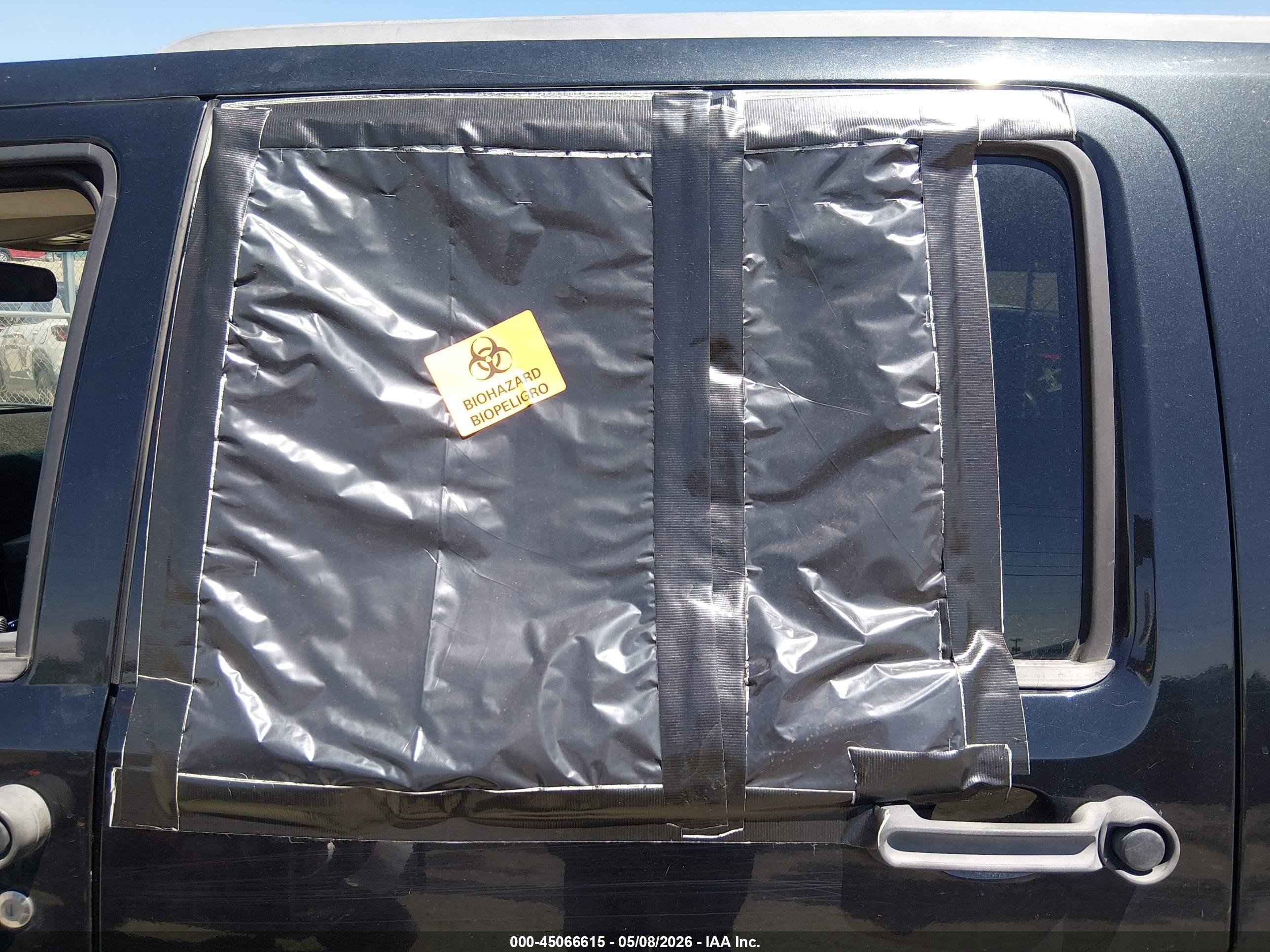 JEEP LIBERTY image 6