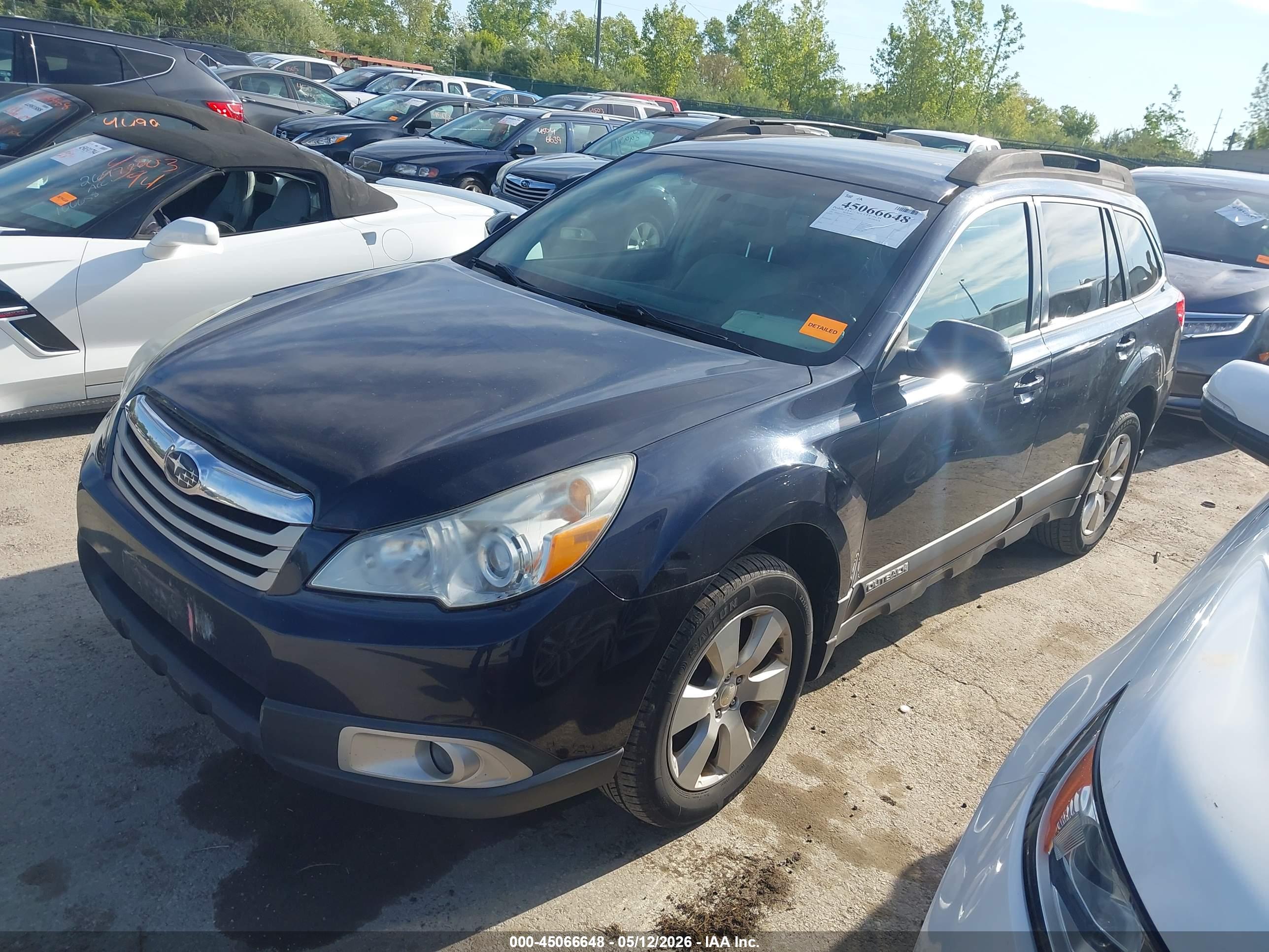 SUBARU OUTBACK image 2