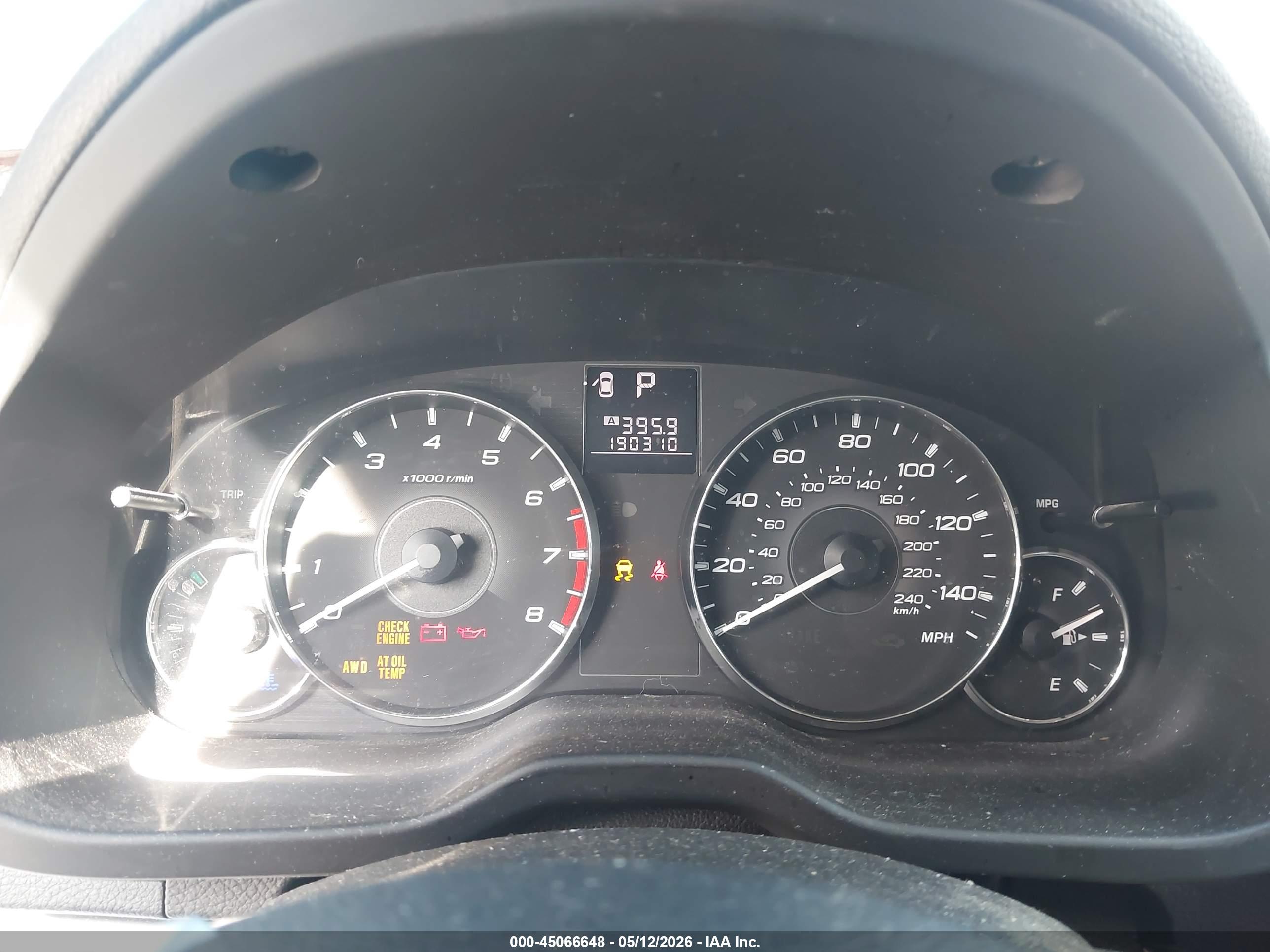 SUBARU OUTBACK image 7