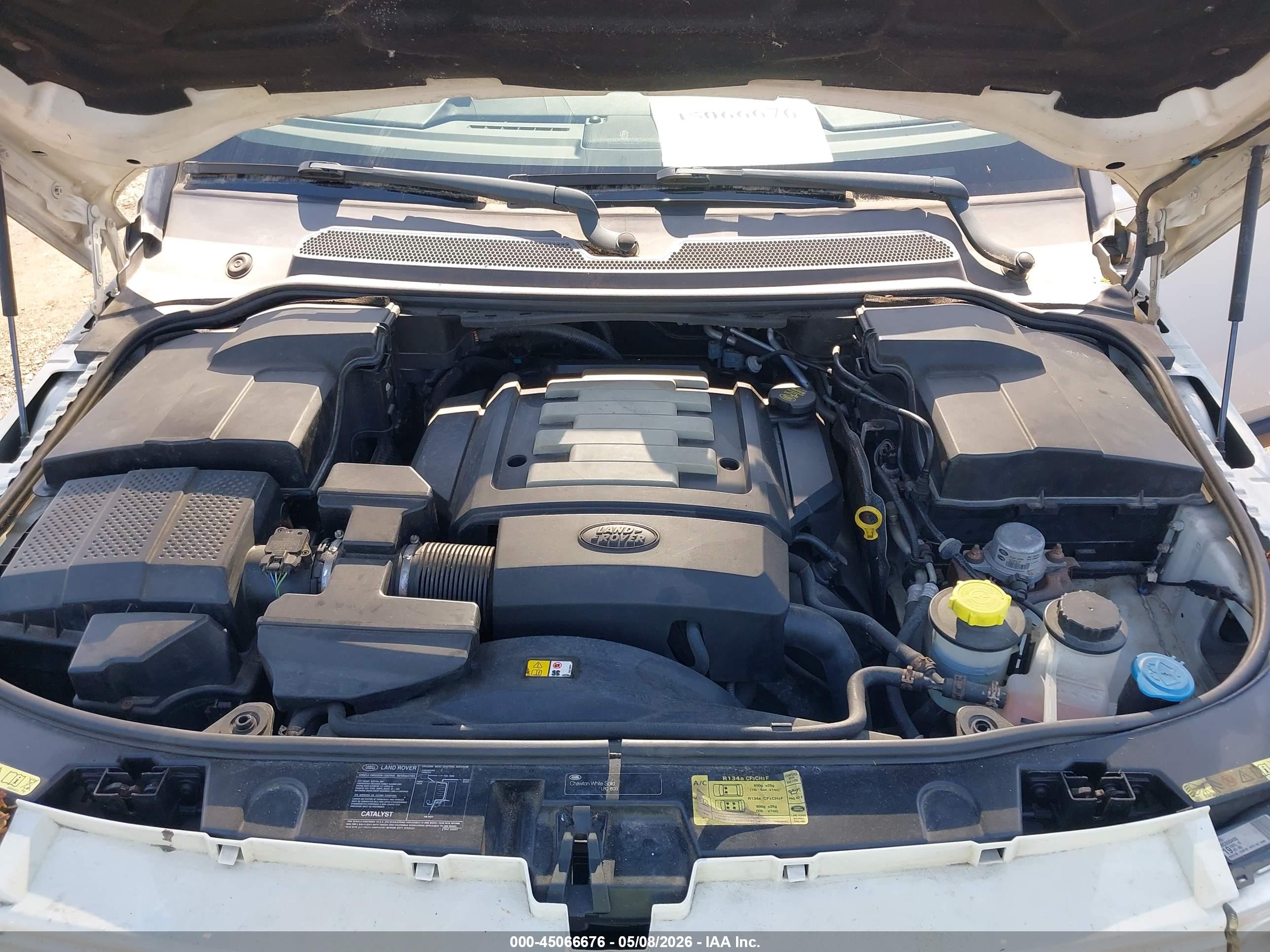 LAND ROVER image 10