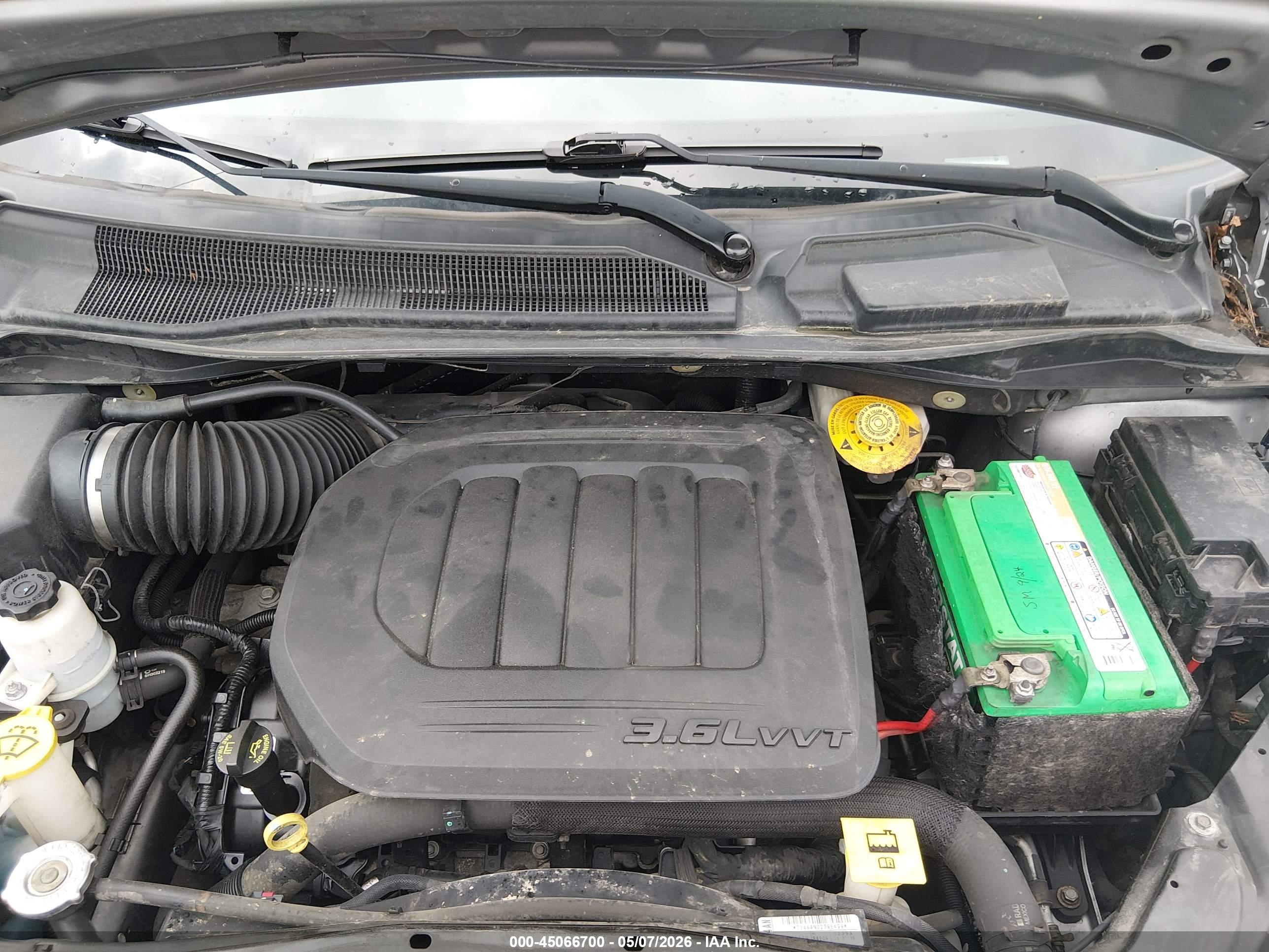 DODGE GRAND image 10