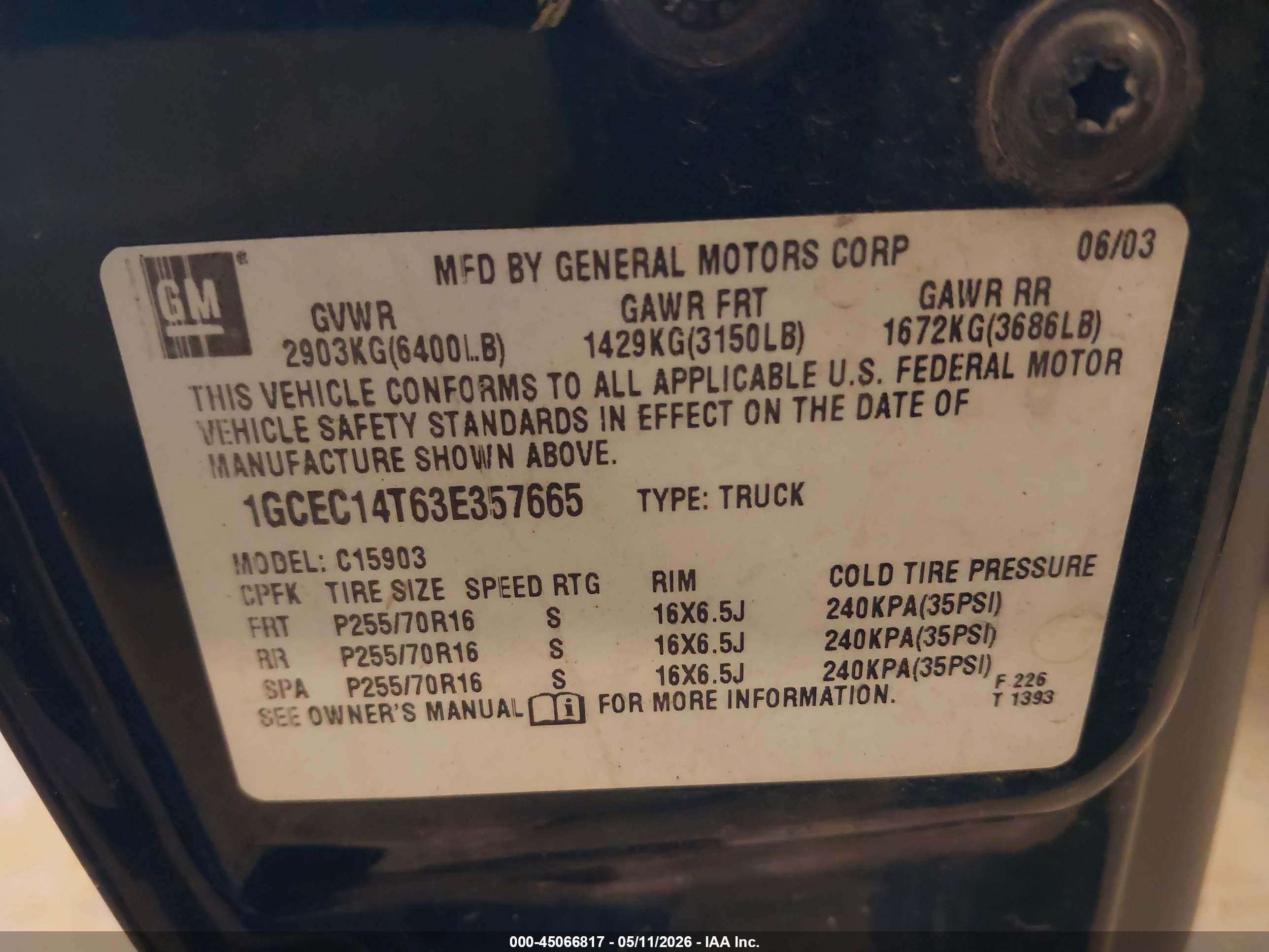 CHEVROLET SILVERADO image 9