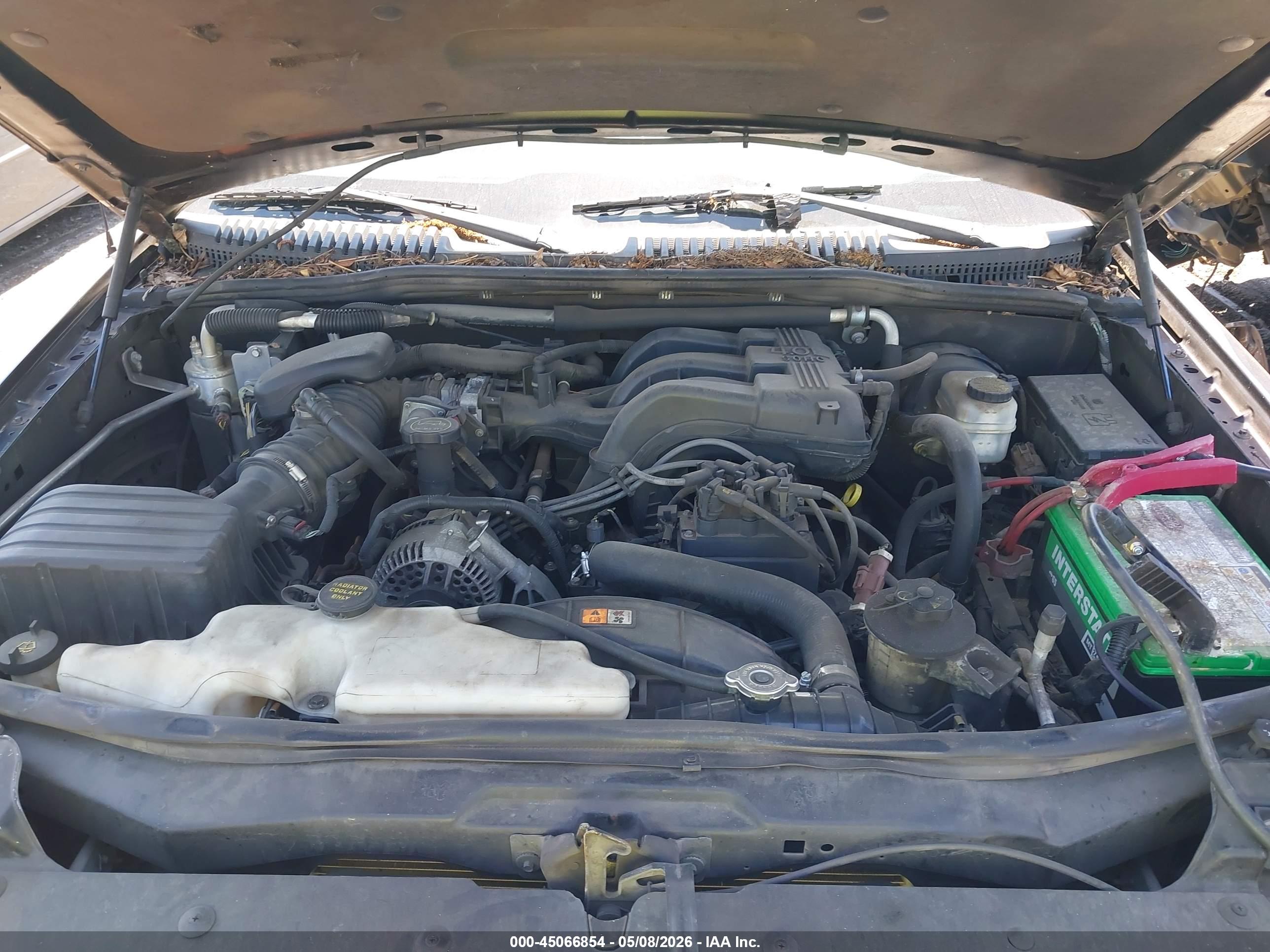 FORD EXPLORER image 10
