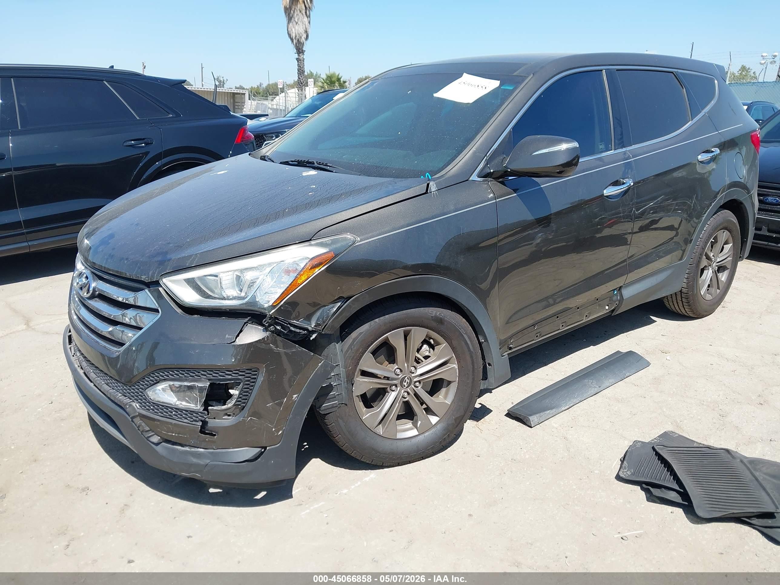 HYUNDAI SANTA image 2
